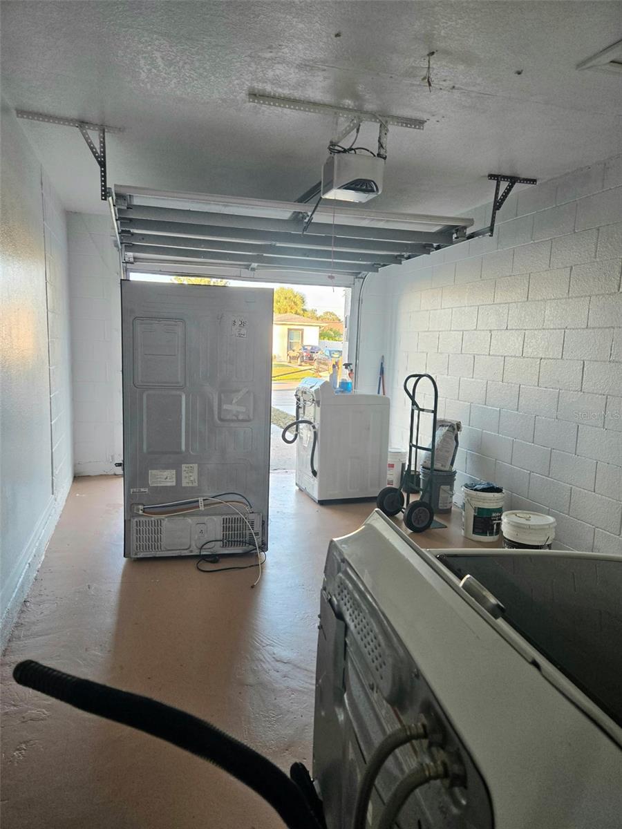 Image 14 of 17 For 737 Bittern Lane