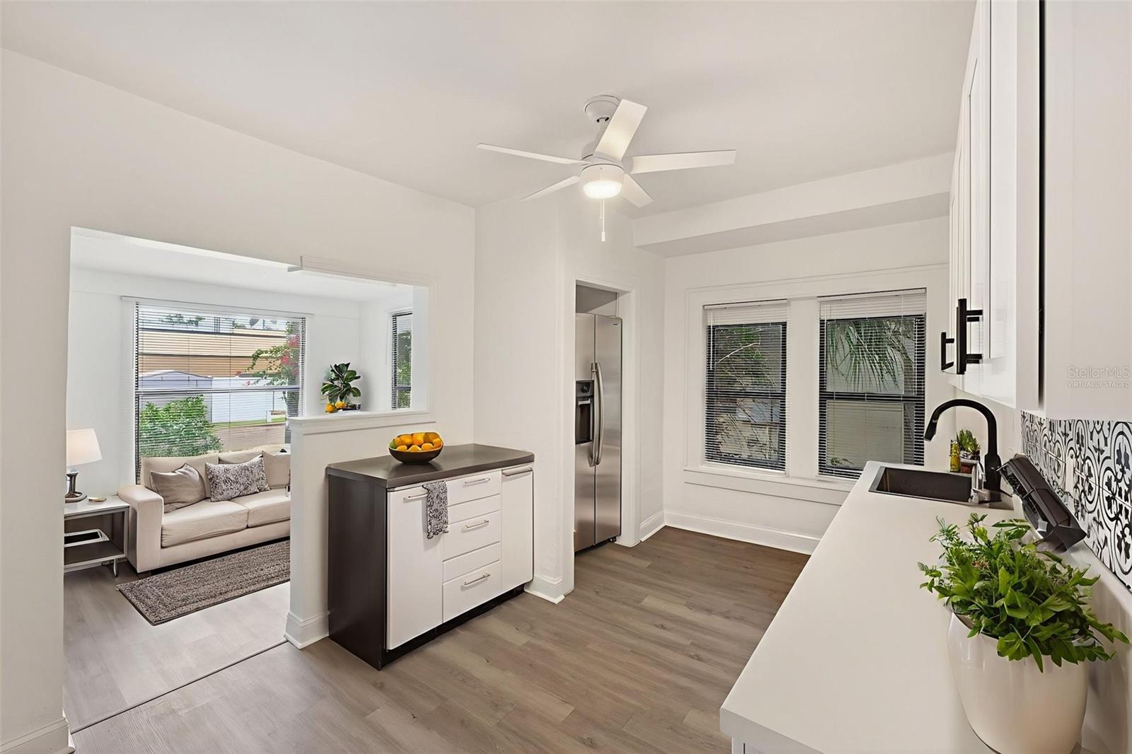 Image 22 of 71 For 96 Esther Street