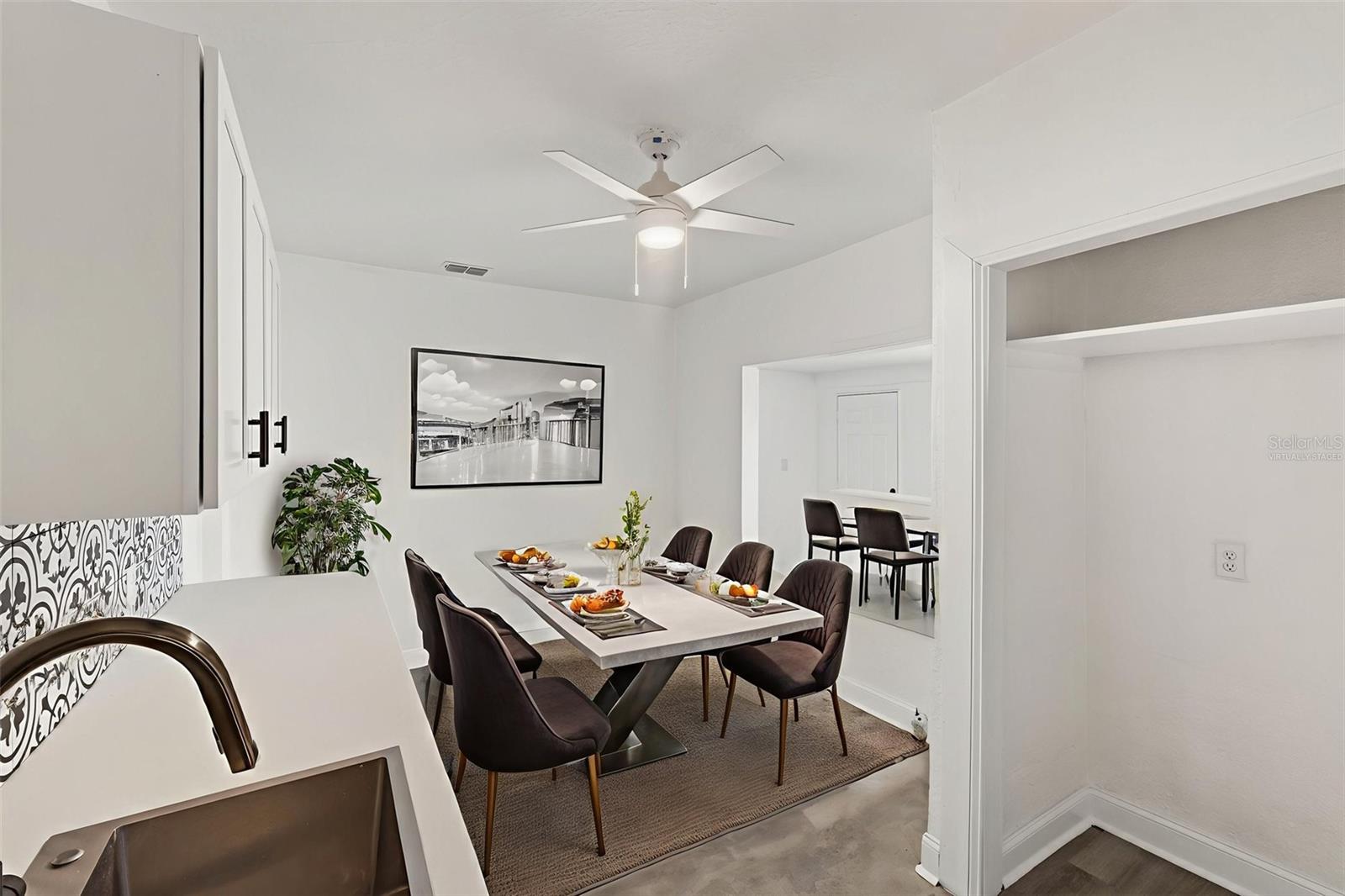 Image 26 of 71 For 96 Esther Street