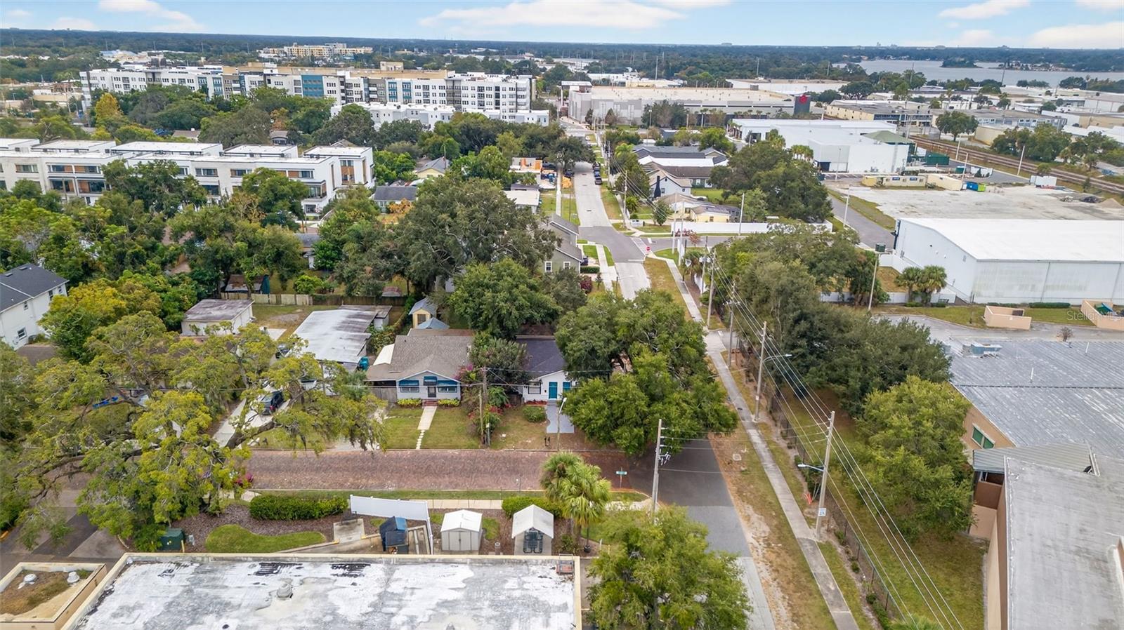 Image 53 of 71 For 96 Esther Street