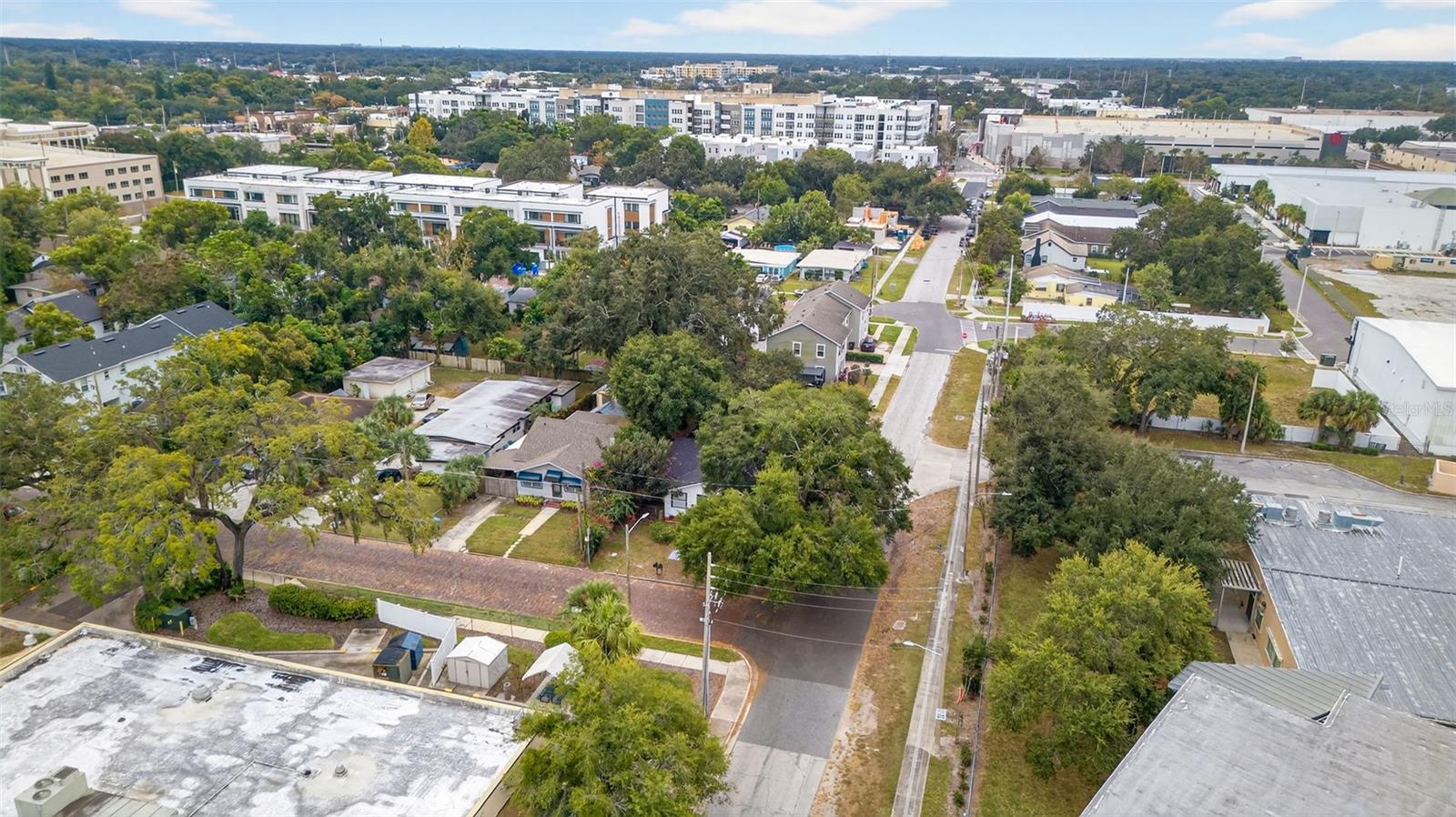 Image 55 of 71 For 96 Esther Street