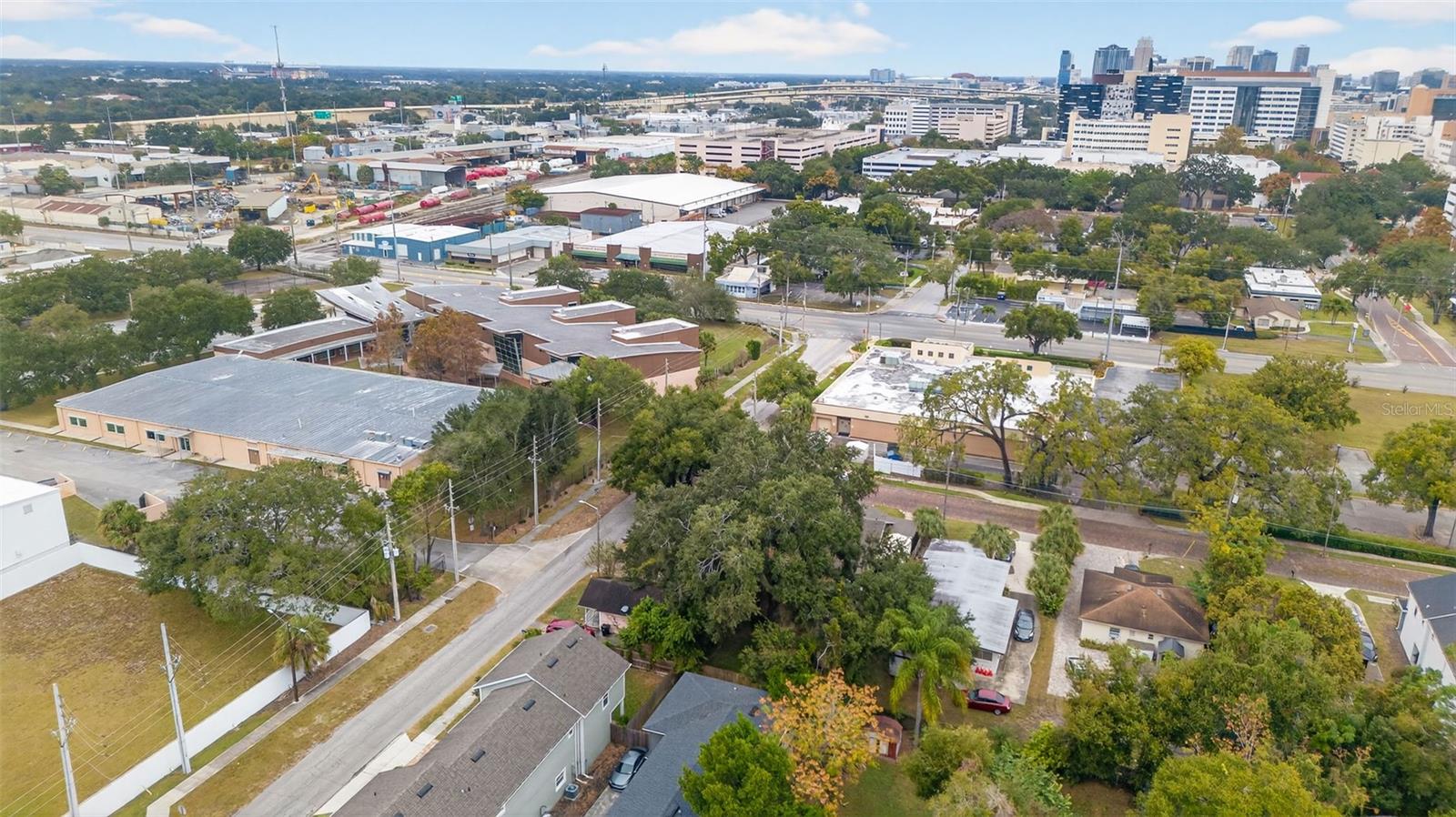 Image 61 of 71 For 96 Esther Street