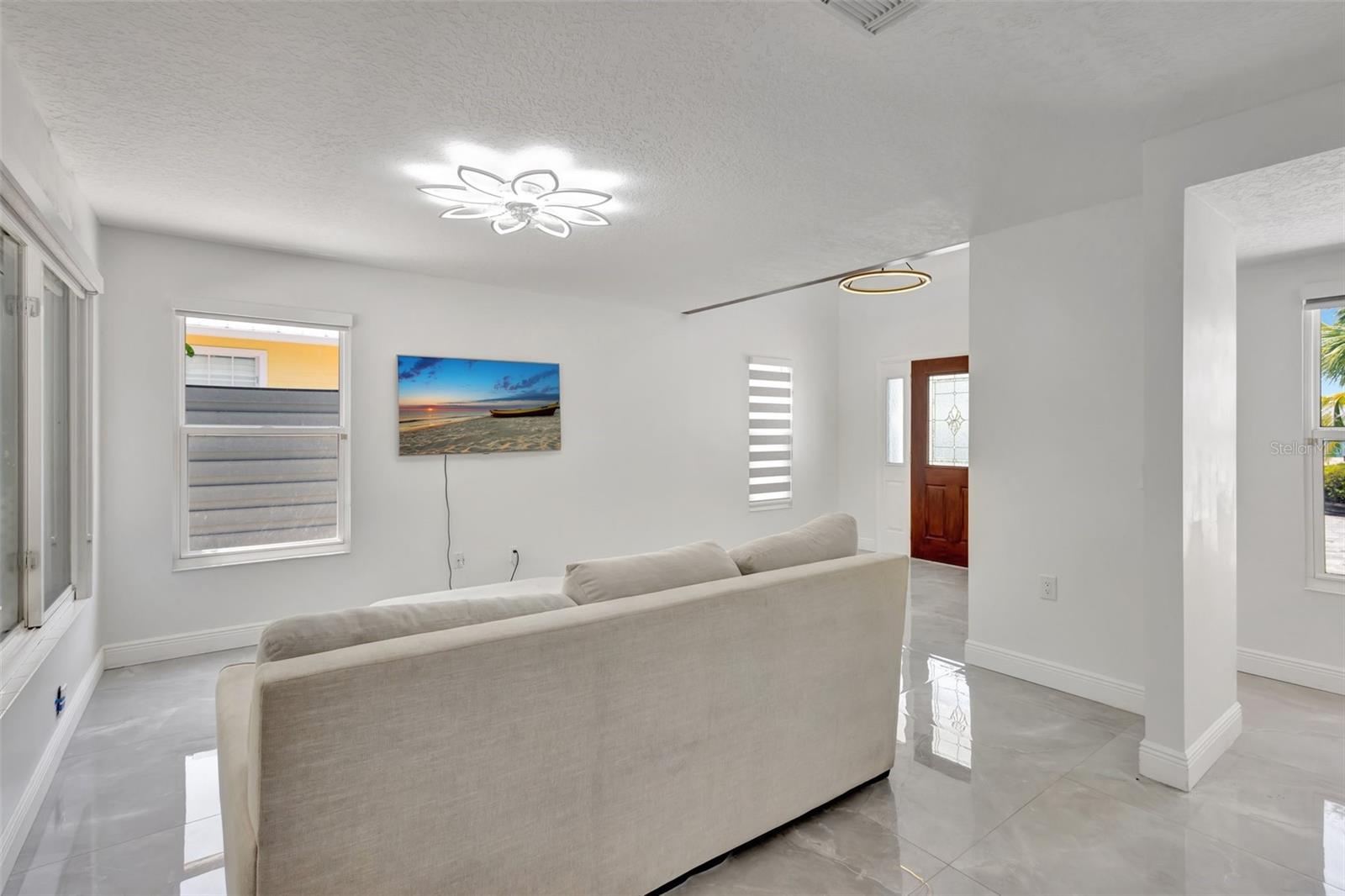 Image 10 of 37 For 217 Marina Drive