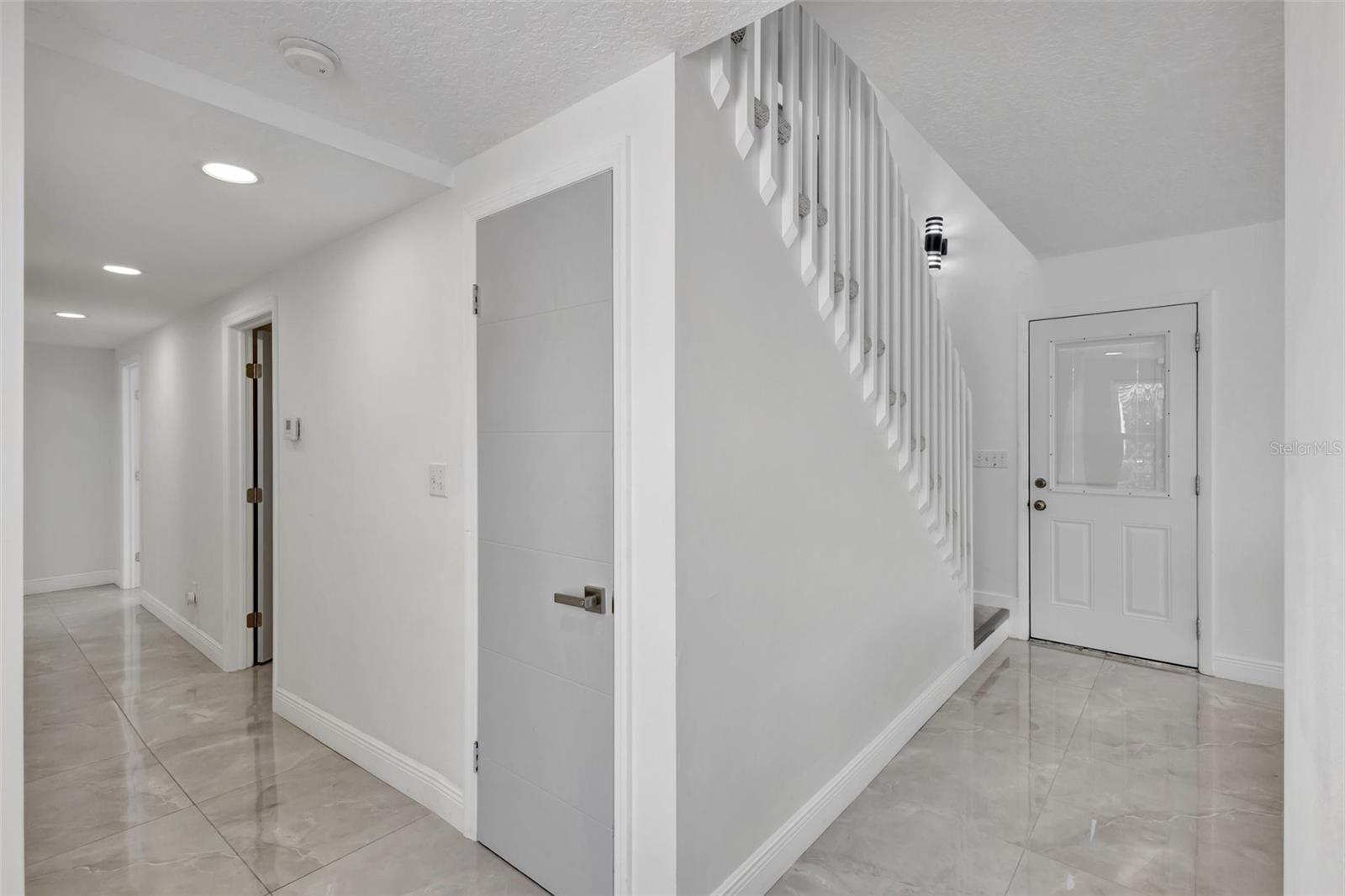 Image 11 of 37 For 217 Marina Drive