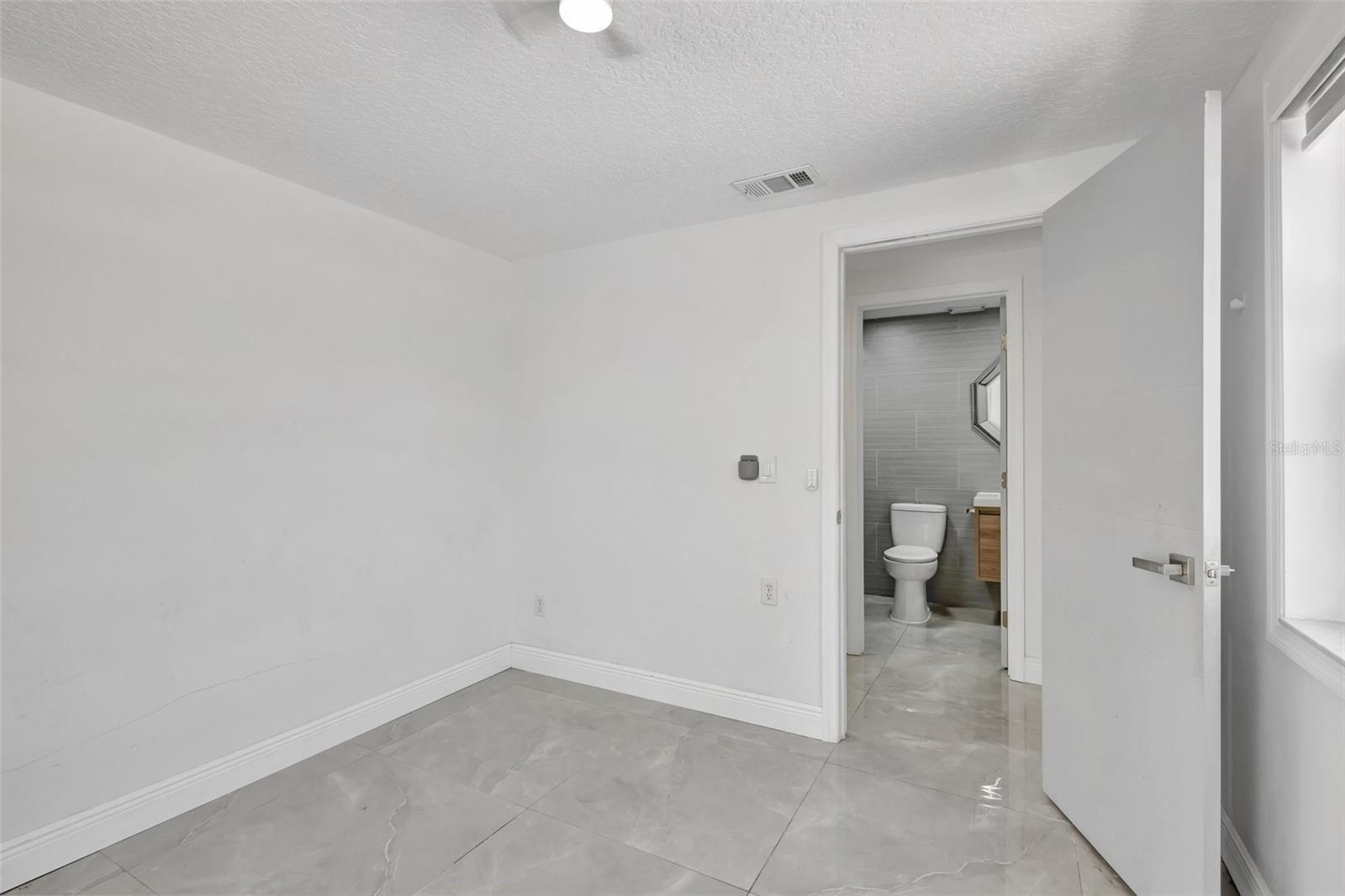 Image 15 of 37 For 217 Marina Drive