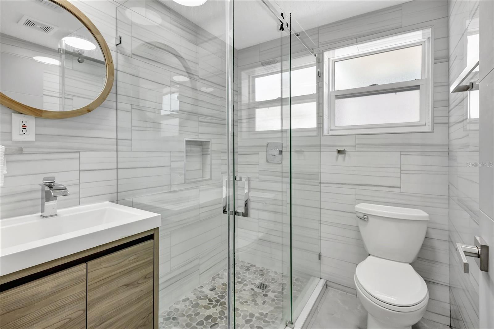 Image 20 of 37 For 217 Marina Drive