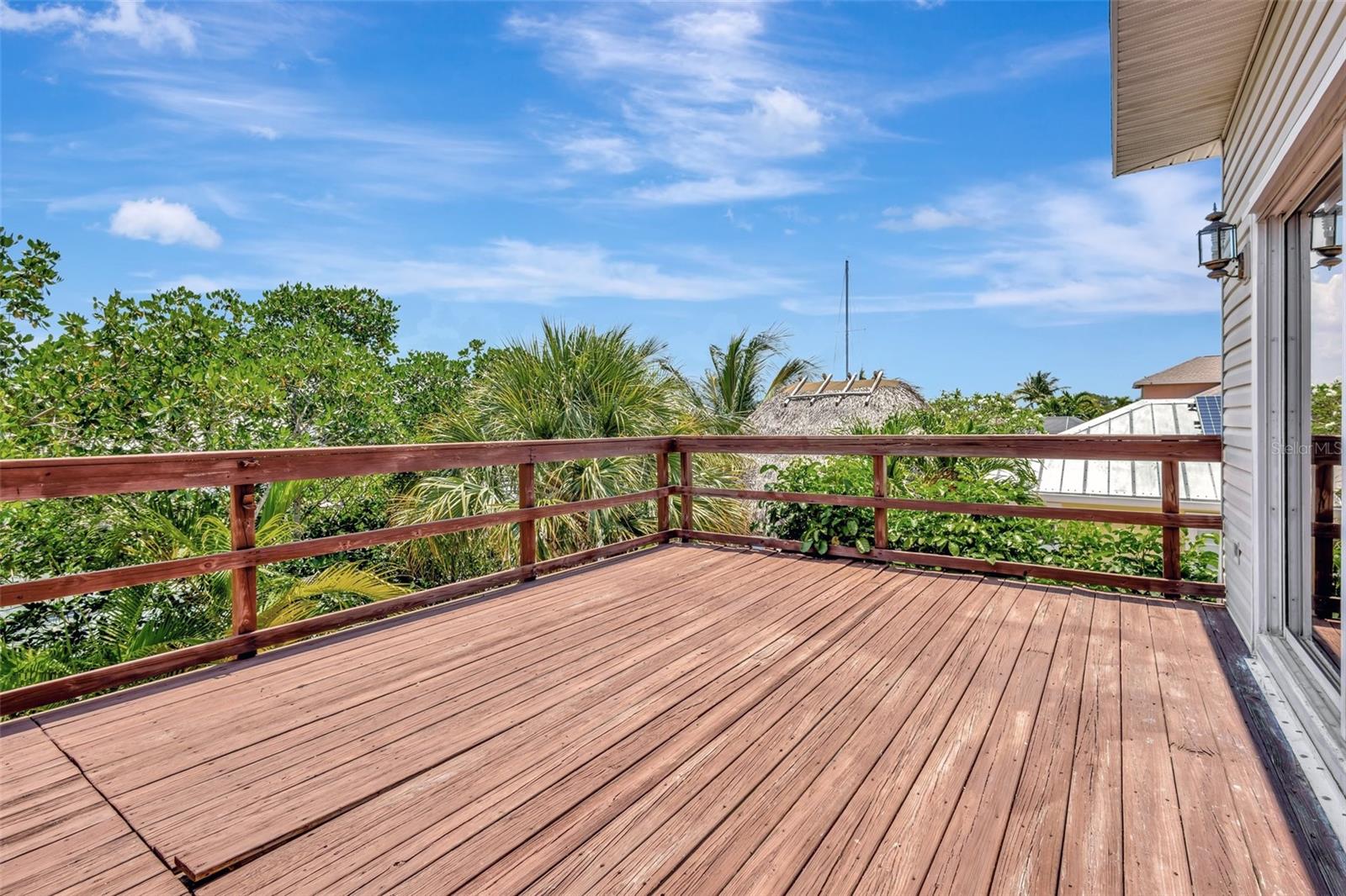 Image 26 of 37 For 217 Marina Drive