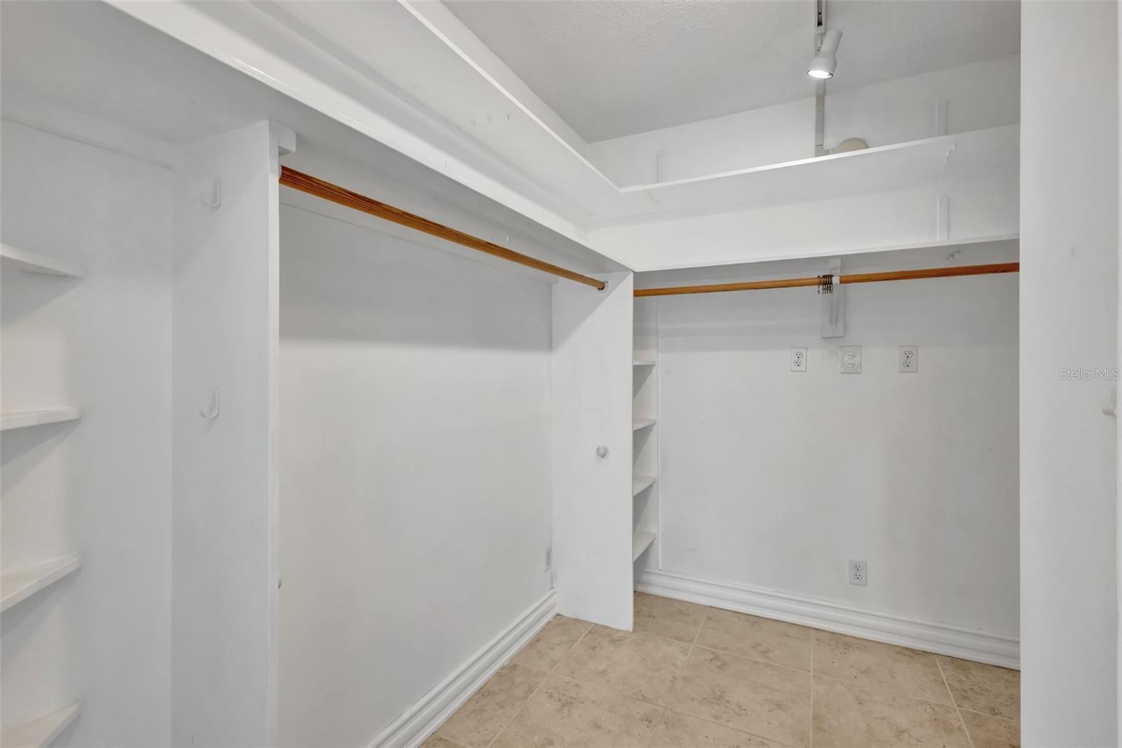 Image 31 of 37 For 217 Marina Drive