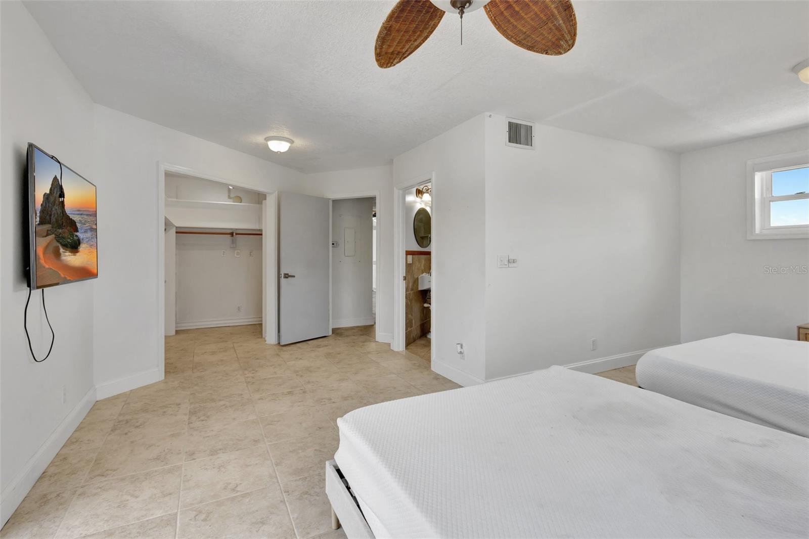 Image 34 of 37 For 217 Marina Drive