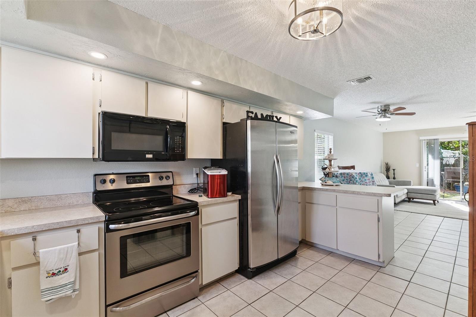 Image 13 of 46 For 721 Laurel Bay Circle