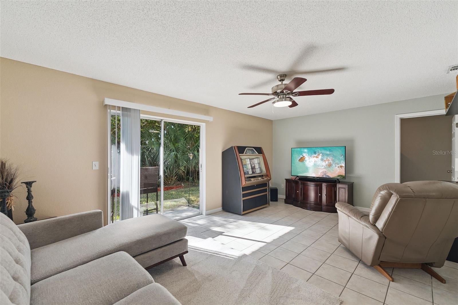 Image 9 of 46 For 721 Laurel Bay Circle