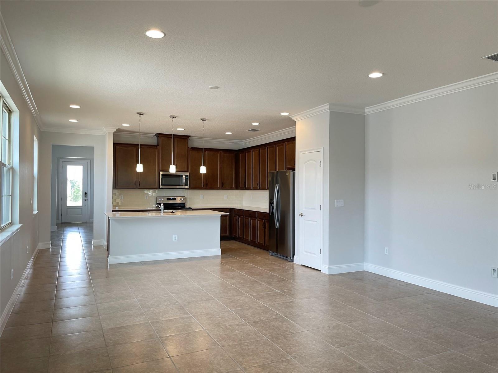 Image 5 of 21 For 3434 Sagebrush Street