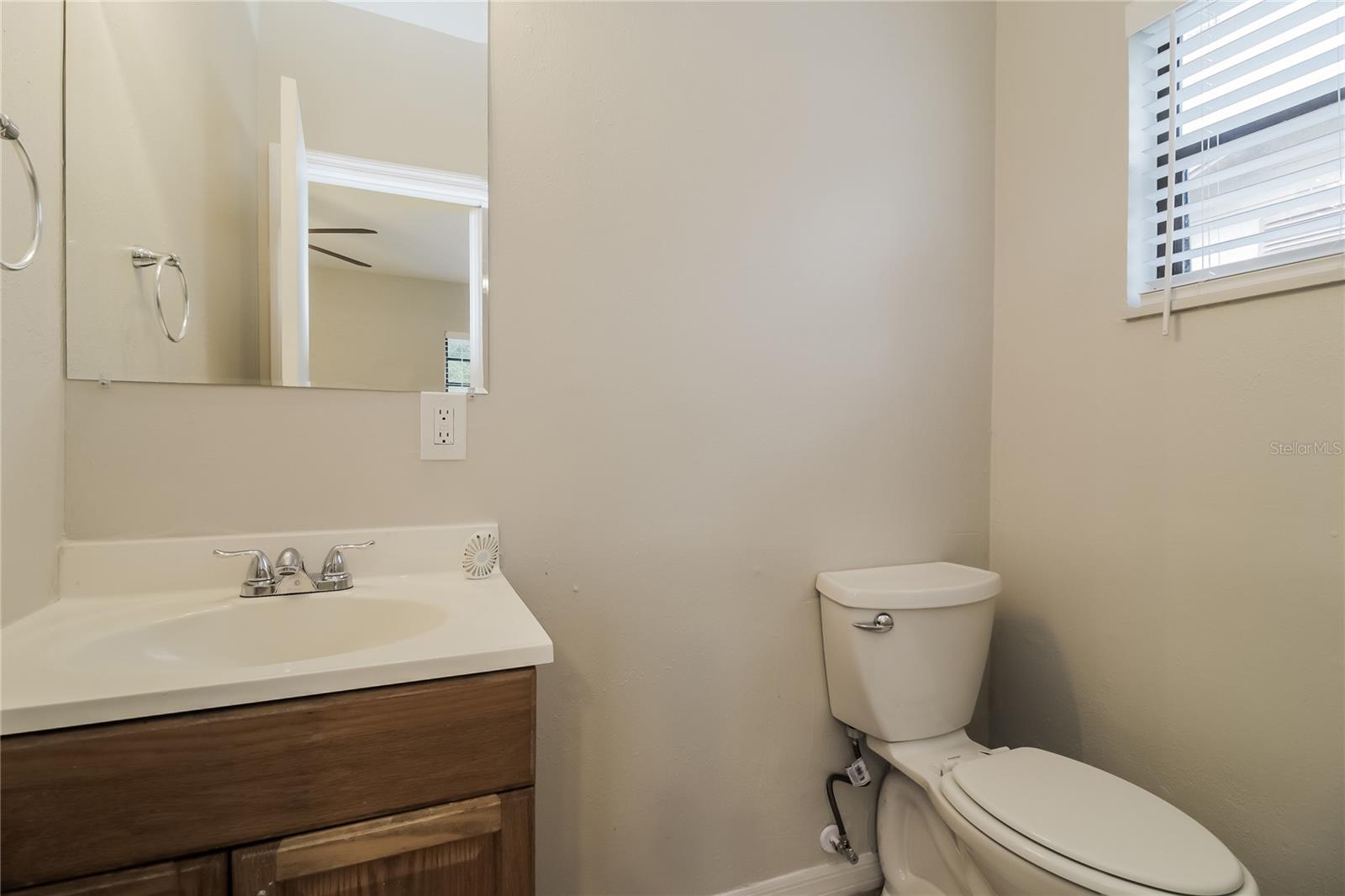 Image 9 of 16 For 1236 Merritt Street