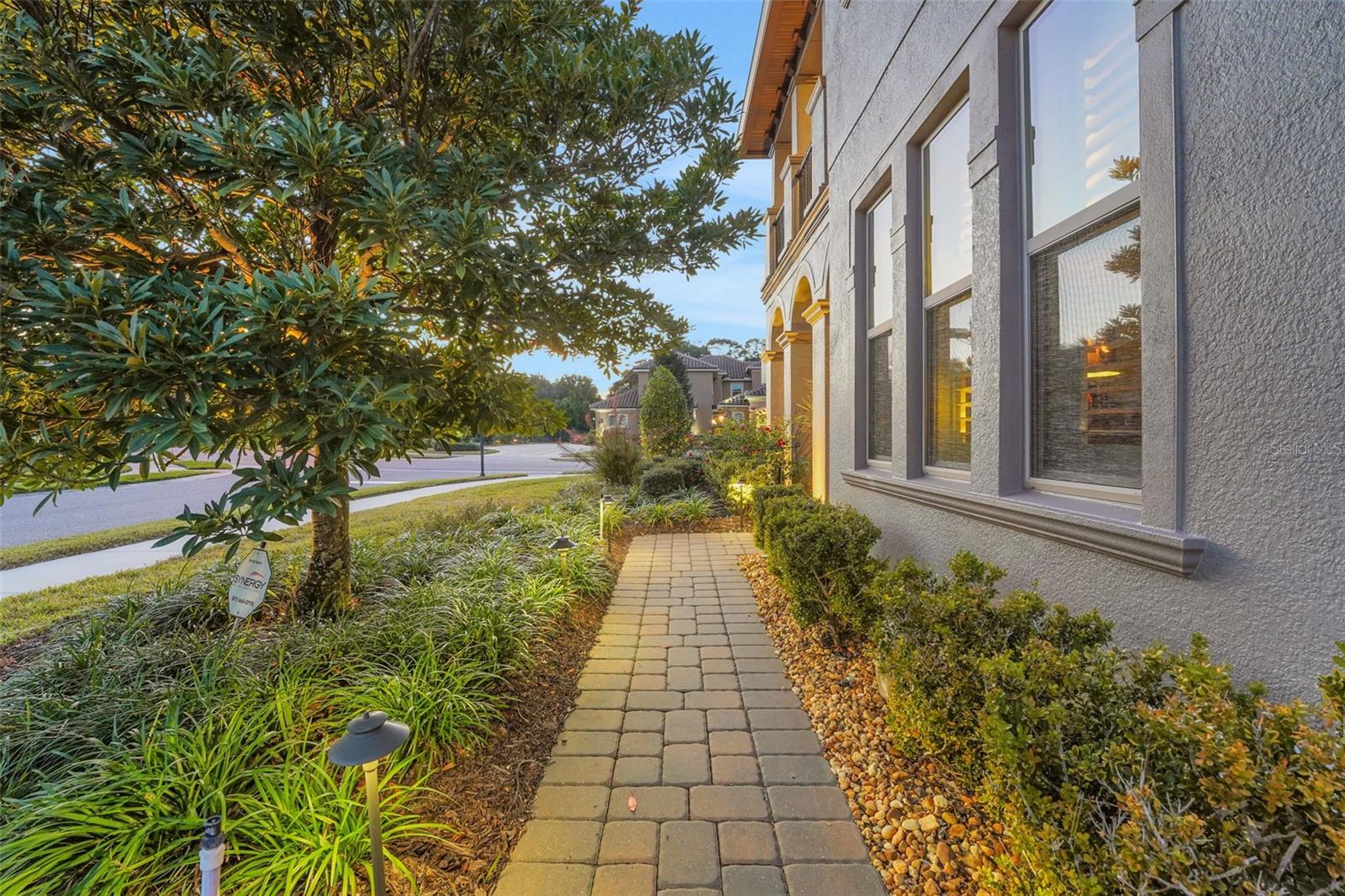 Image 3 of 48 For 1420 Oil Lamp Cove