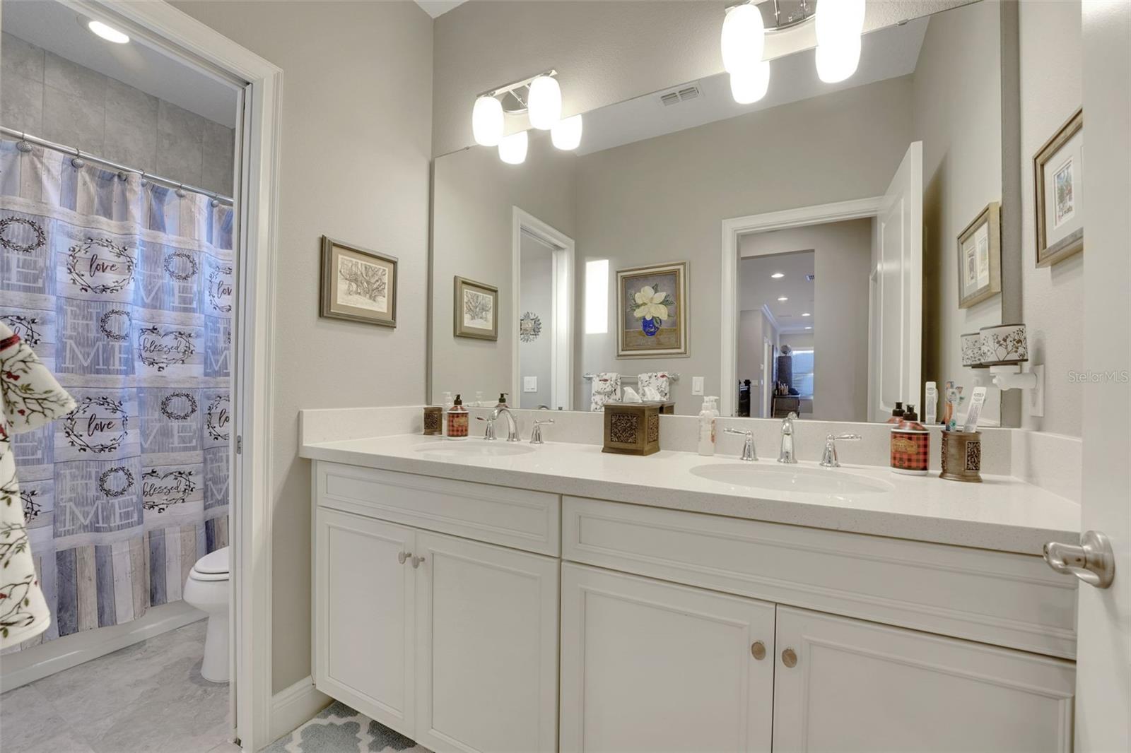 Image 38 of 48 For 1420 Oil Lamp Cove