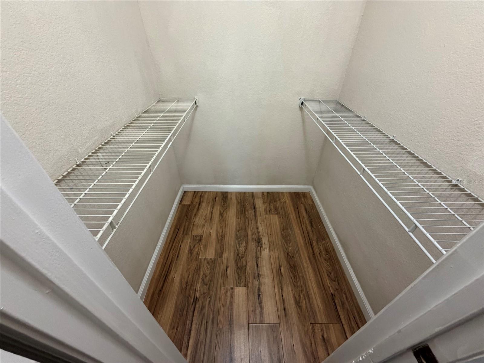 Image 20 of 35 For 5128 Conroy Road 25