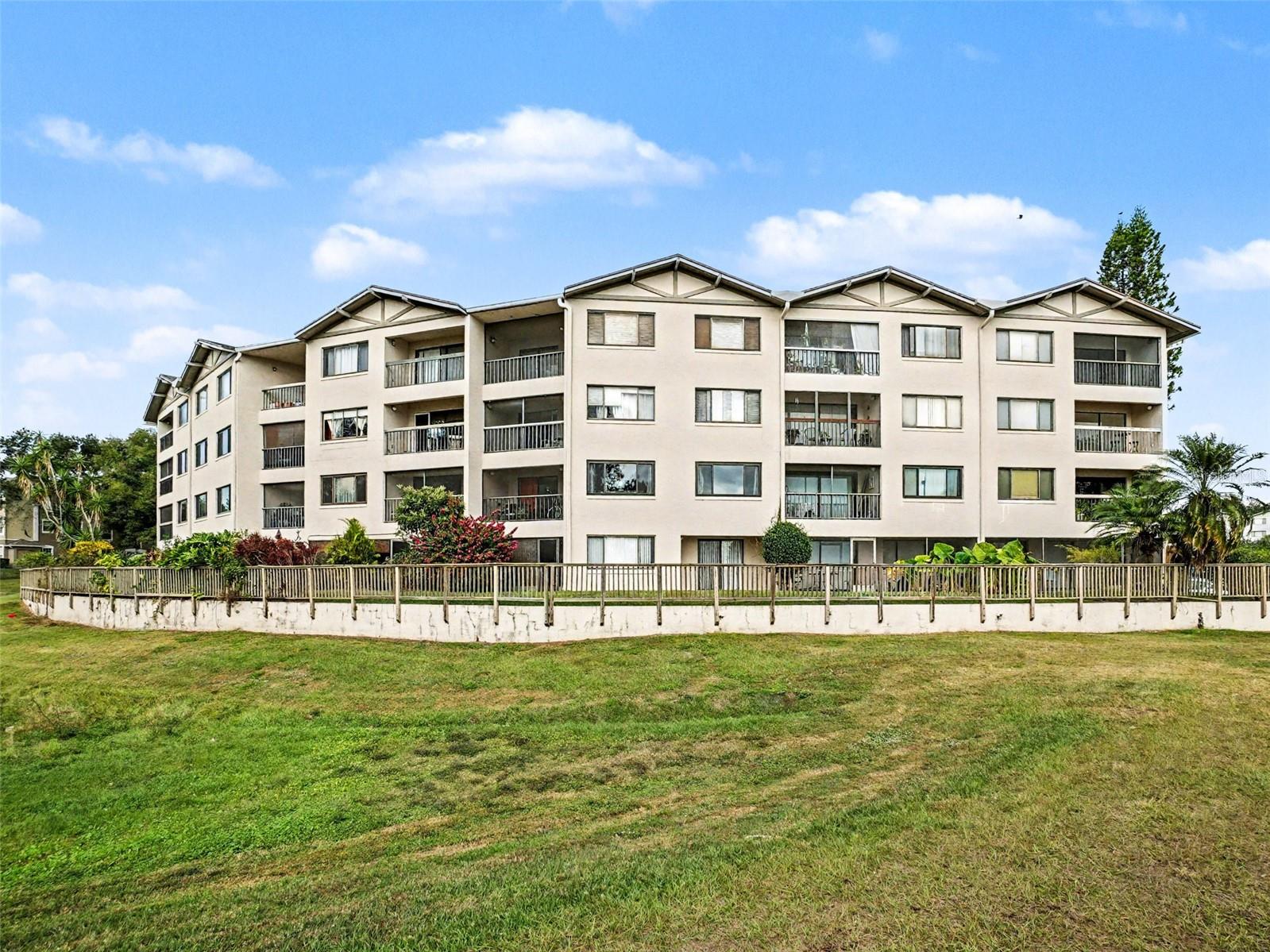 Image 25 of 28 For 1052 Lotus Cove Court 733