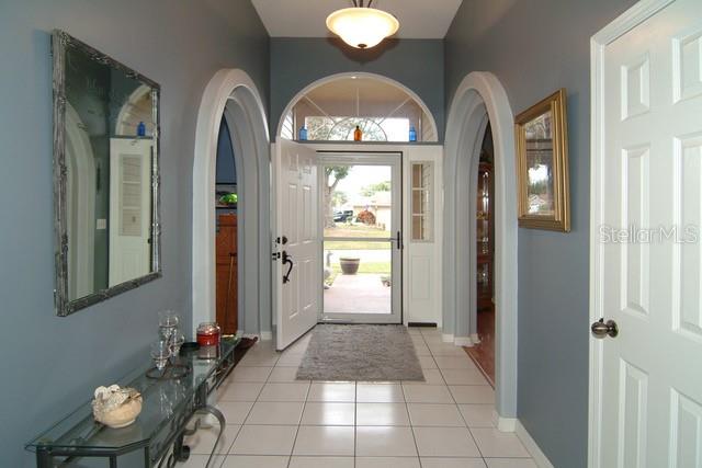 Image 2 of 29 For 124 Country Lakes Circle