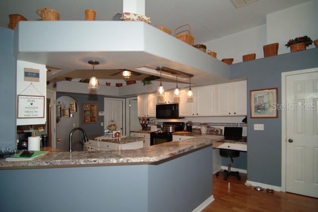 Image 8 of 29 For 124 Country Lakes Circle