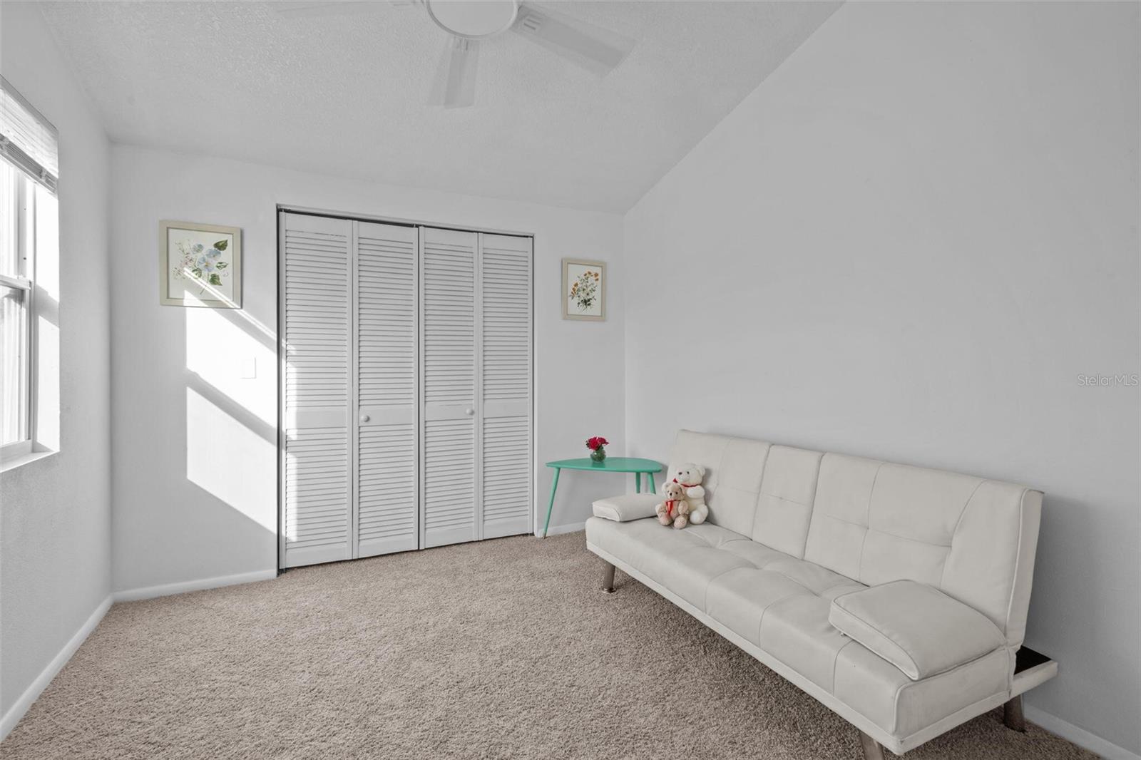 Image 30 of 77 For 540 Sheridan Drive