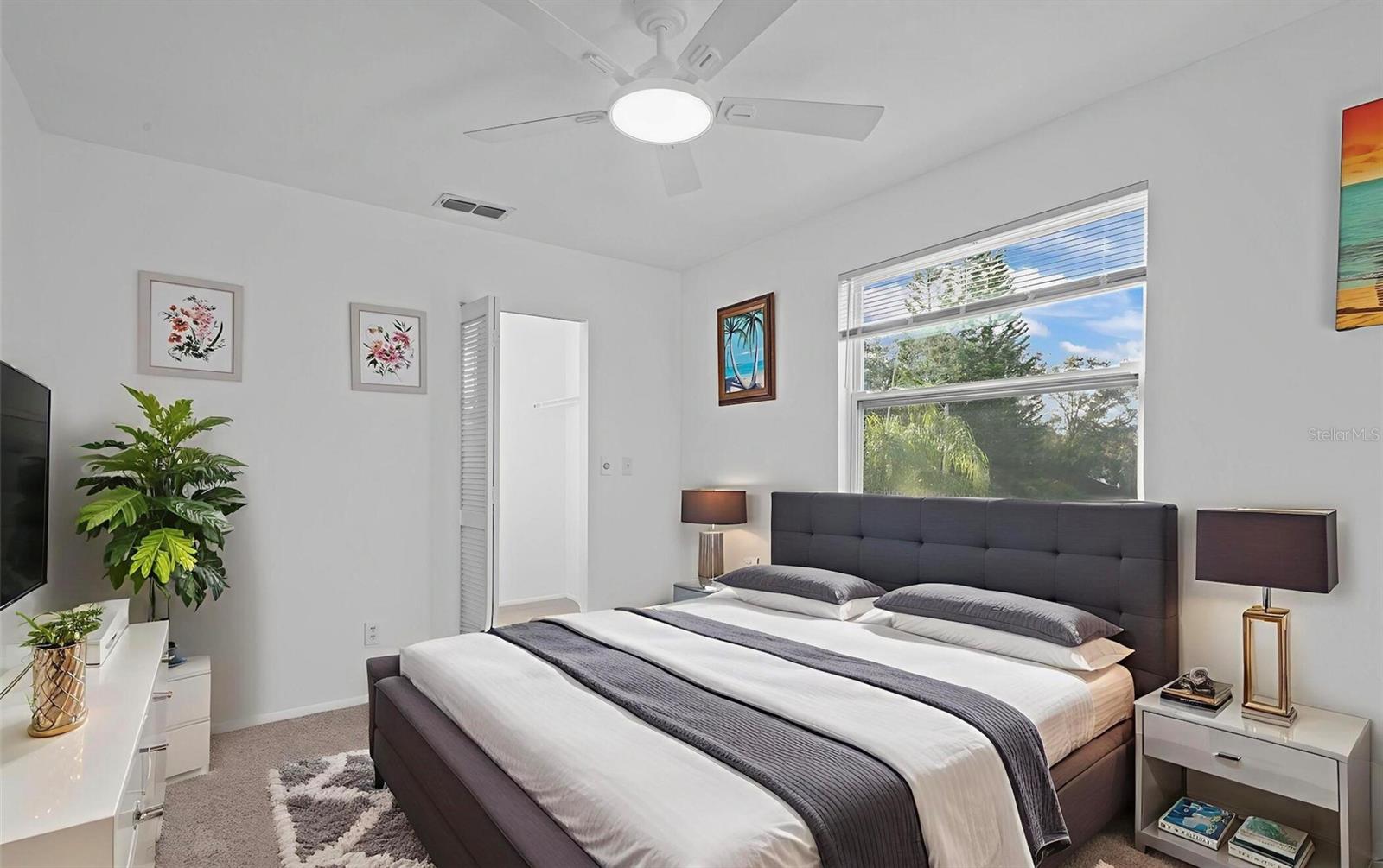 Image 33 of 77 For 540 Sheridan Drive