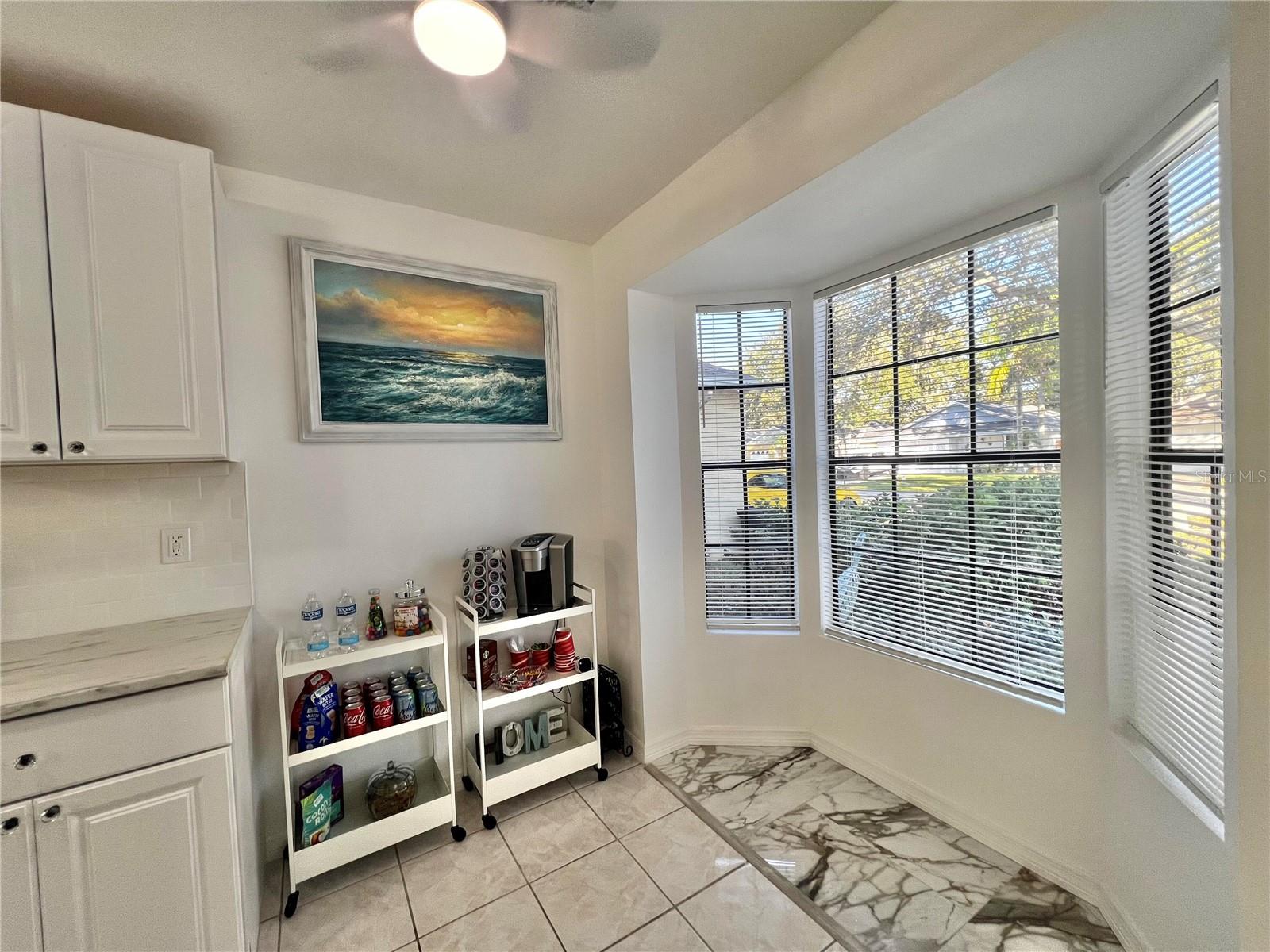 Image 4 of 77 For 540 Sheridan Drive