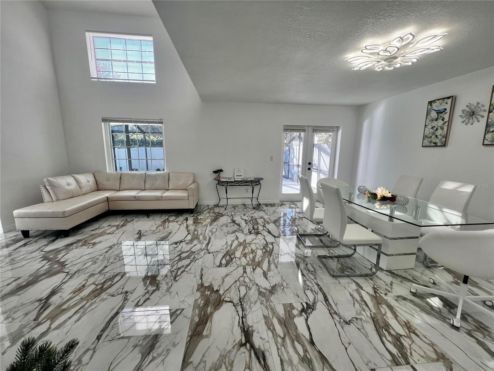 Image 7 of 77 For 540 Sheridan Drive