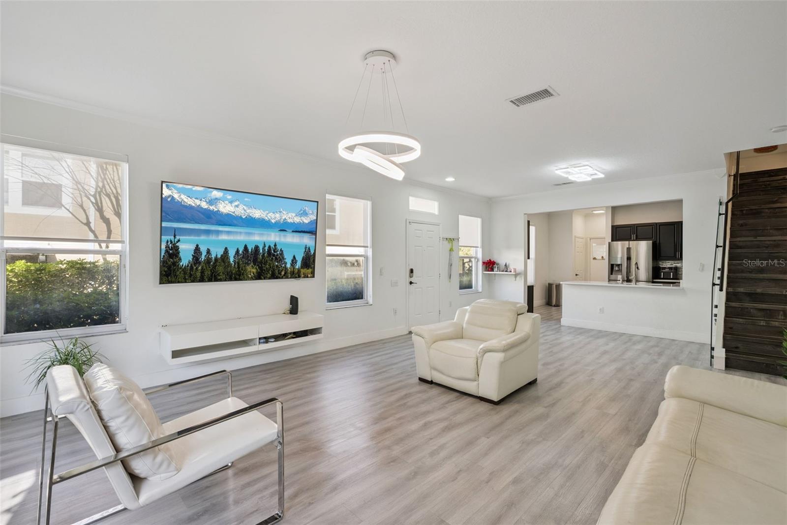 Image 11 of 47 For 1552 Florentino Lane