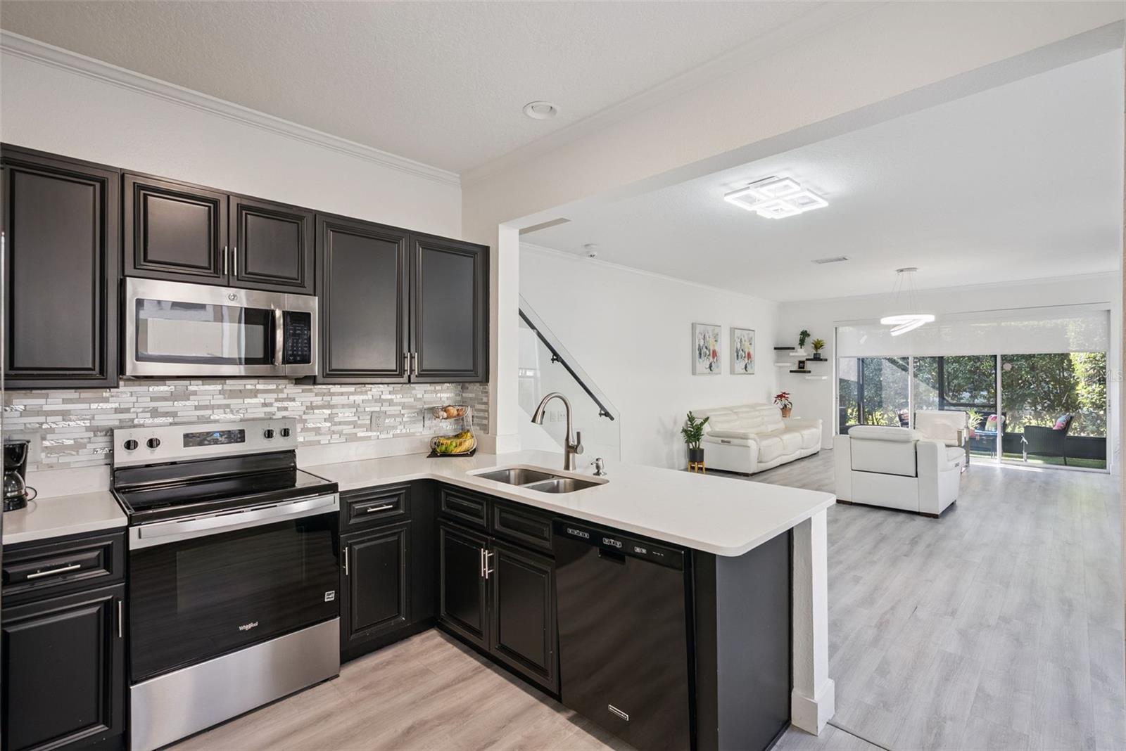 Image 14 of 47 For 1552 Florentino Lane