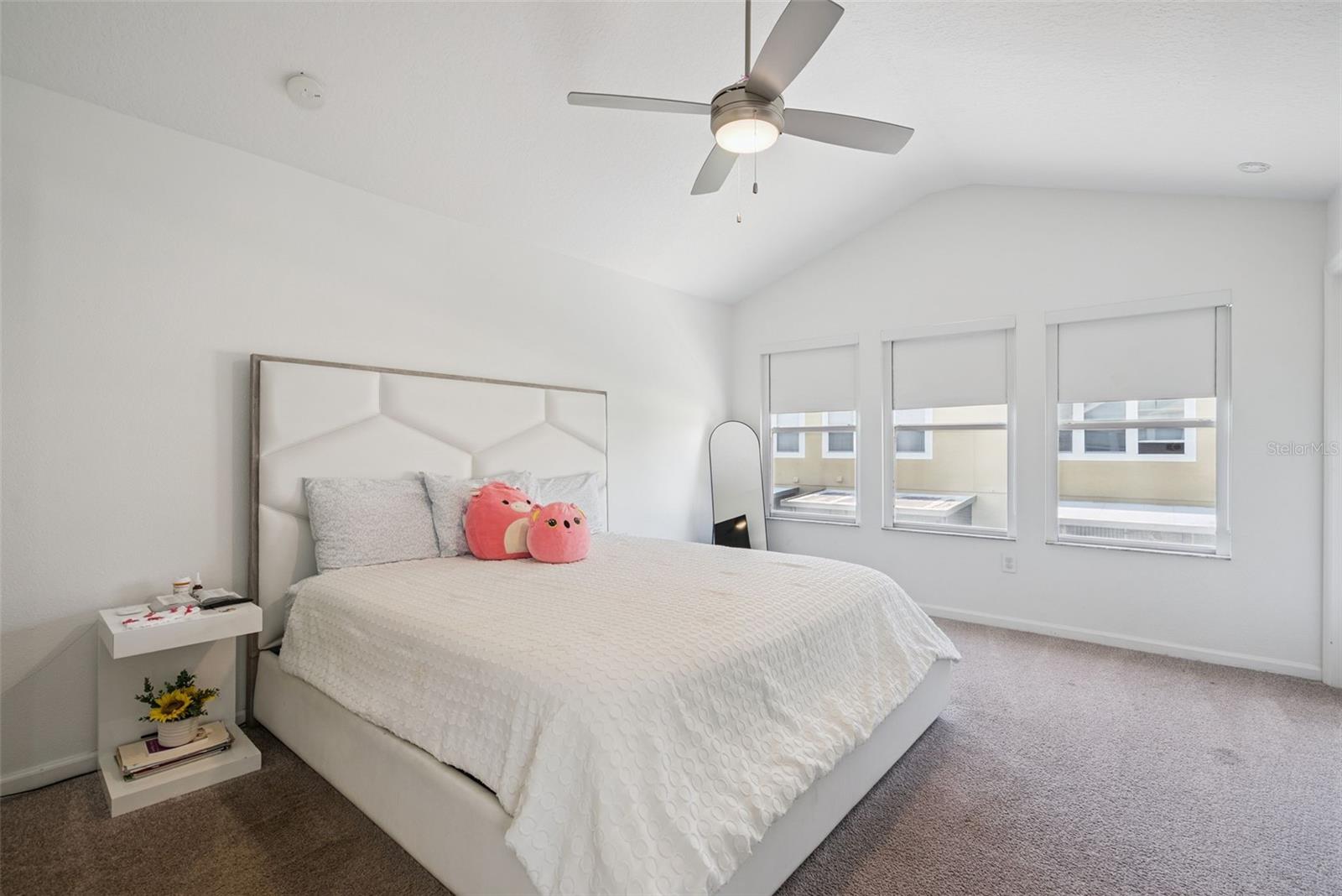 Image 23 of 47 For 1552 Florentino Lane