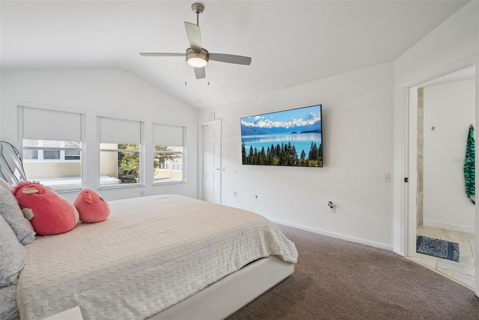 Image 24 of 47 For 1552 Florentino Lane