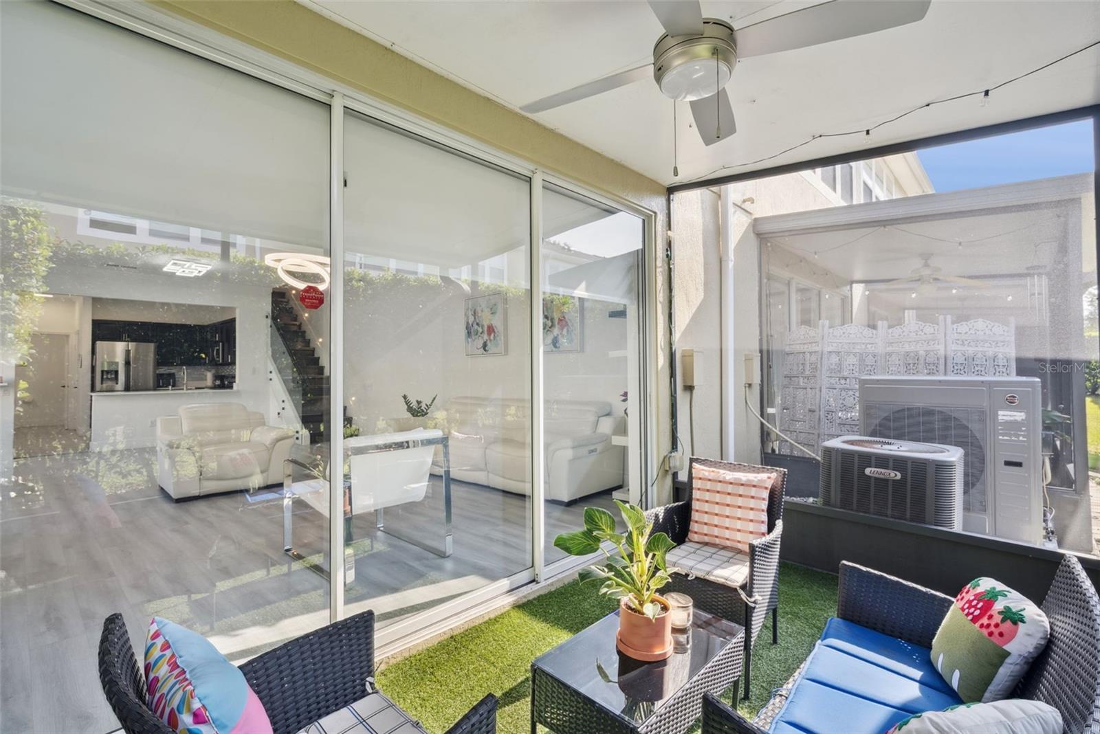 Image 36 of 47 For 1552 Florentino Lane