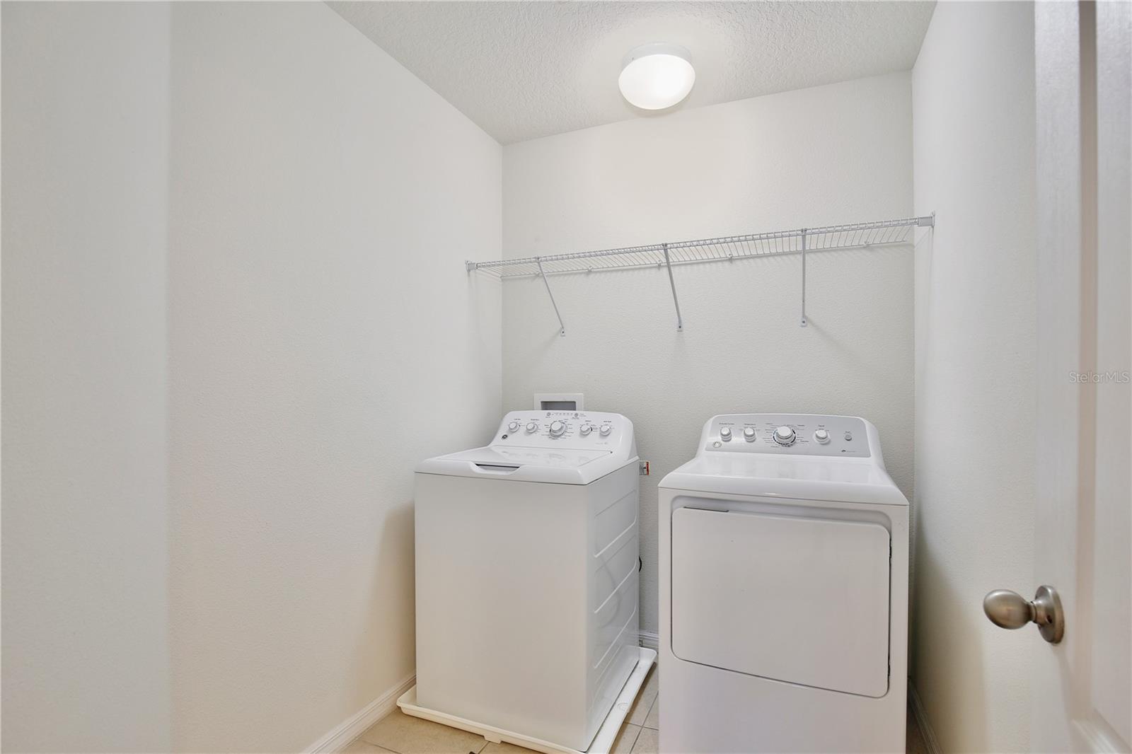 Image 32 of 56 For 6049 Fender Court