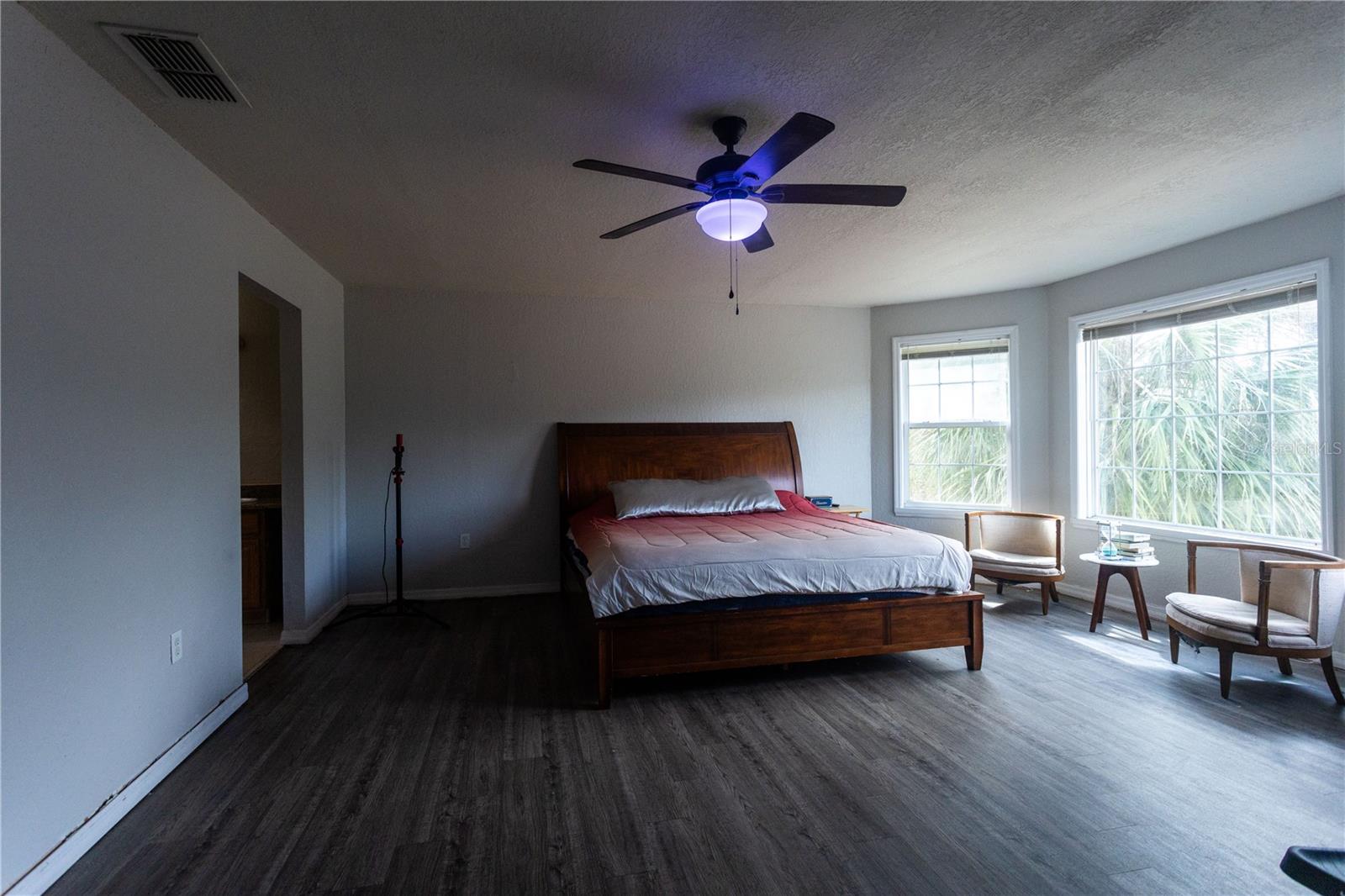 Image 41 of 63 For 1159 Valencia Heights Avenue