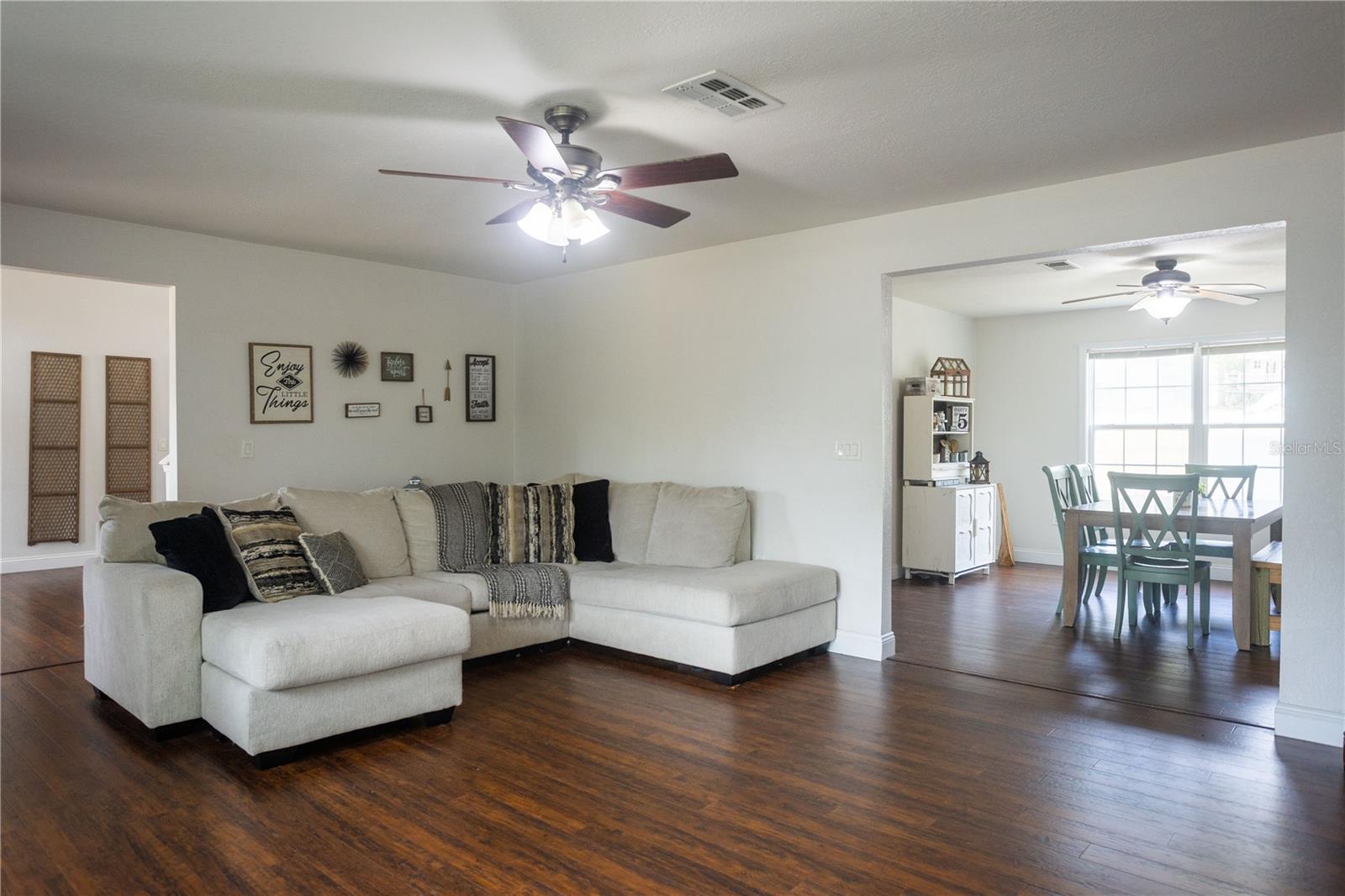 Image 52 of 63 For 1159 Valencia Heights Avenue