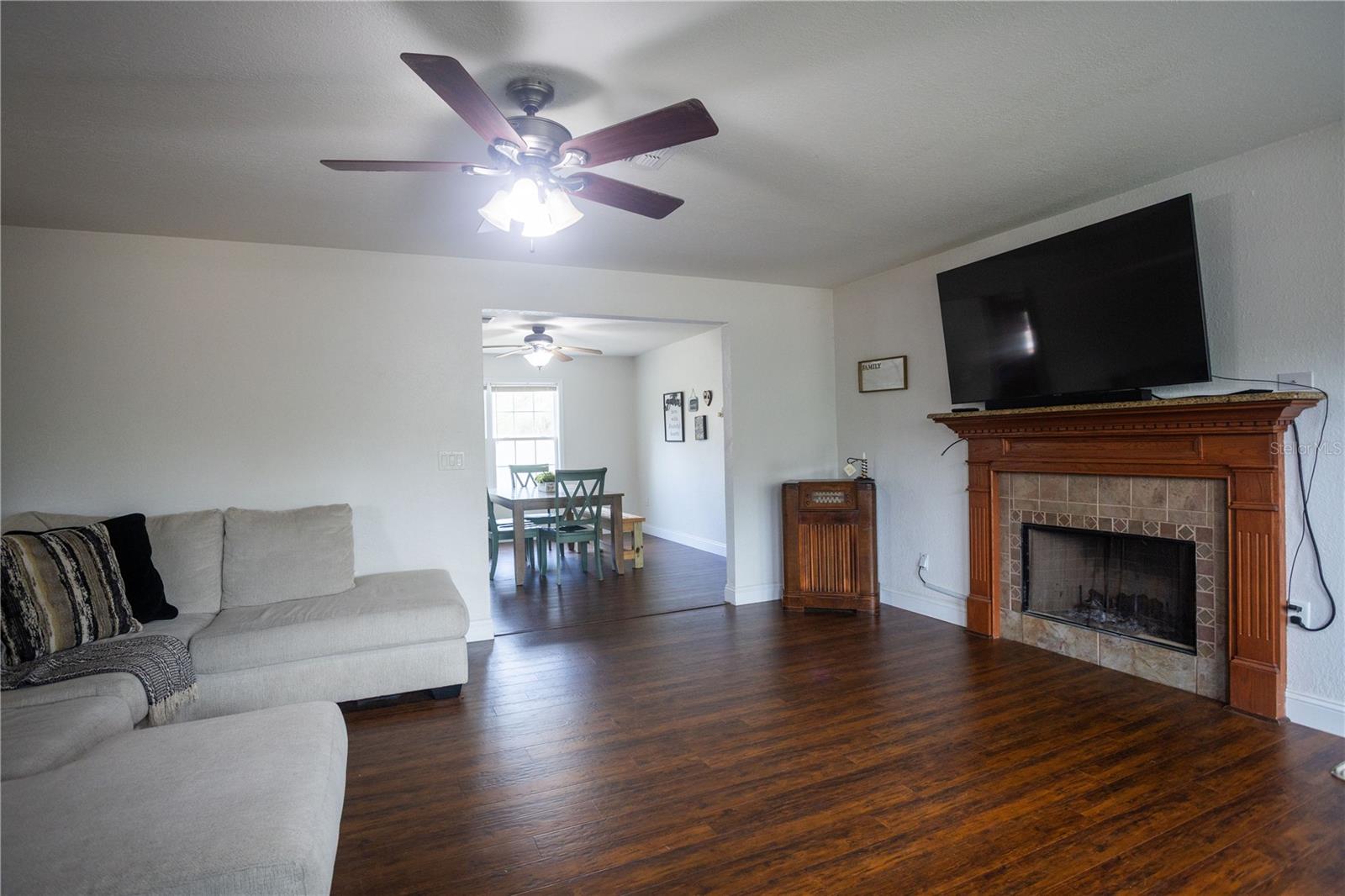 Image 53 of 63 For 1159 Valencia Heights Avenue