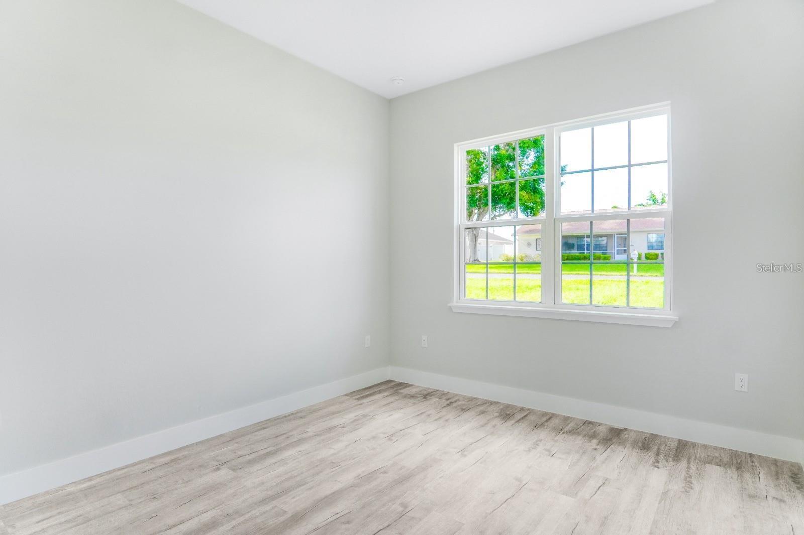 Image 10 of 29 For 3076 168th Loop