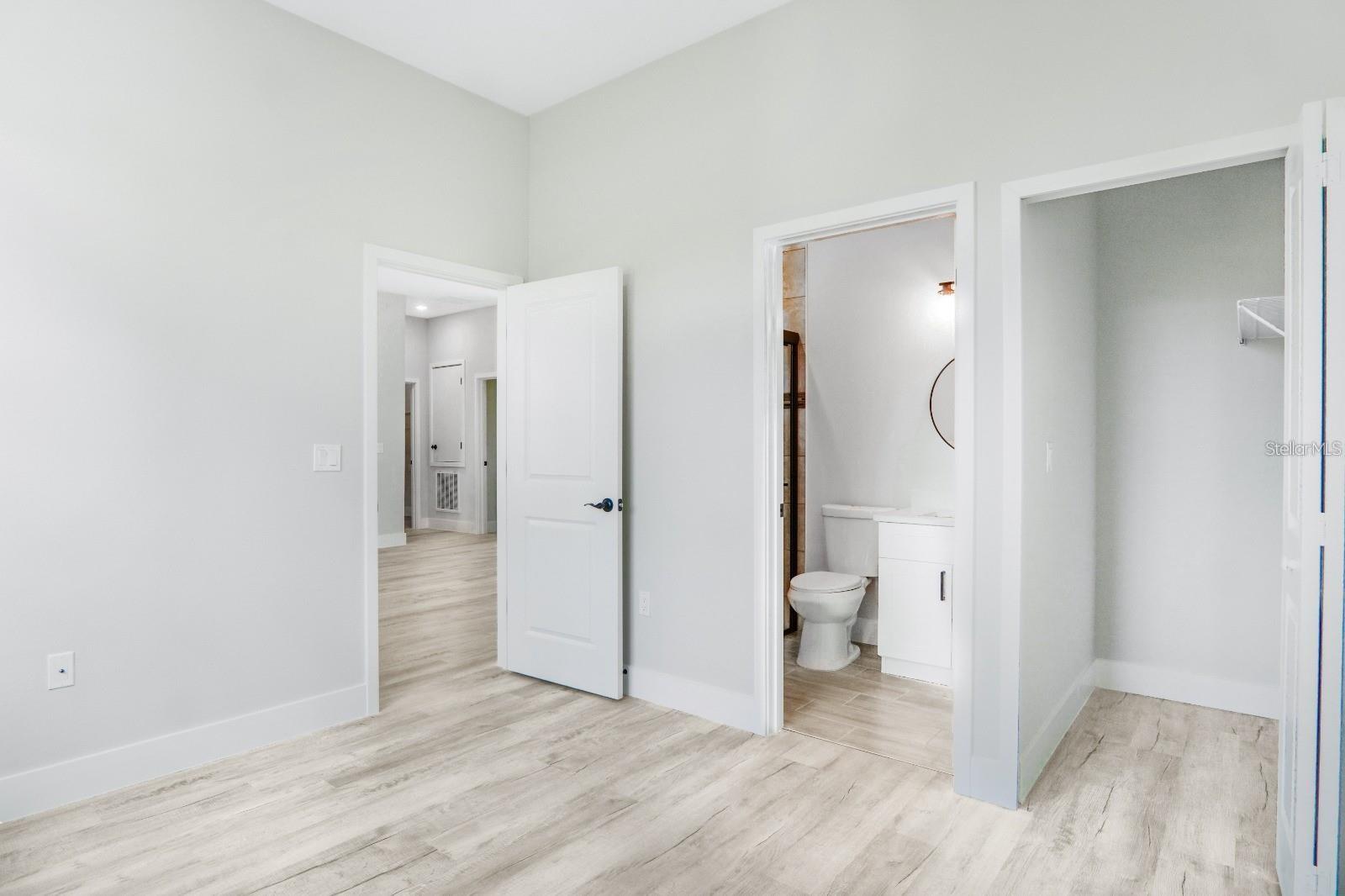 Image 15 of 29 For 3076 168th Loop