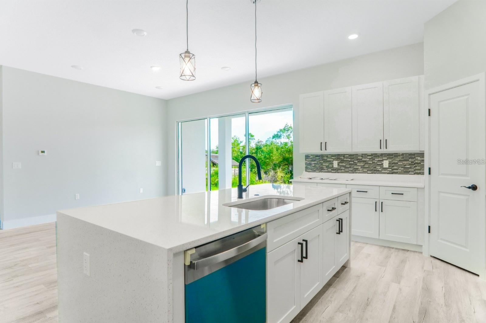 Image 2 of 29 For 3076 168th Loop