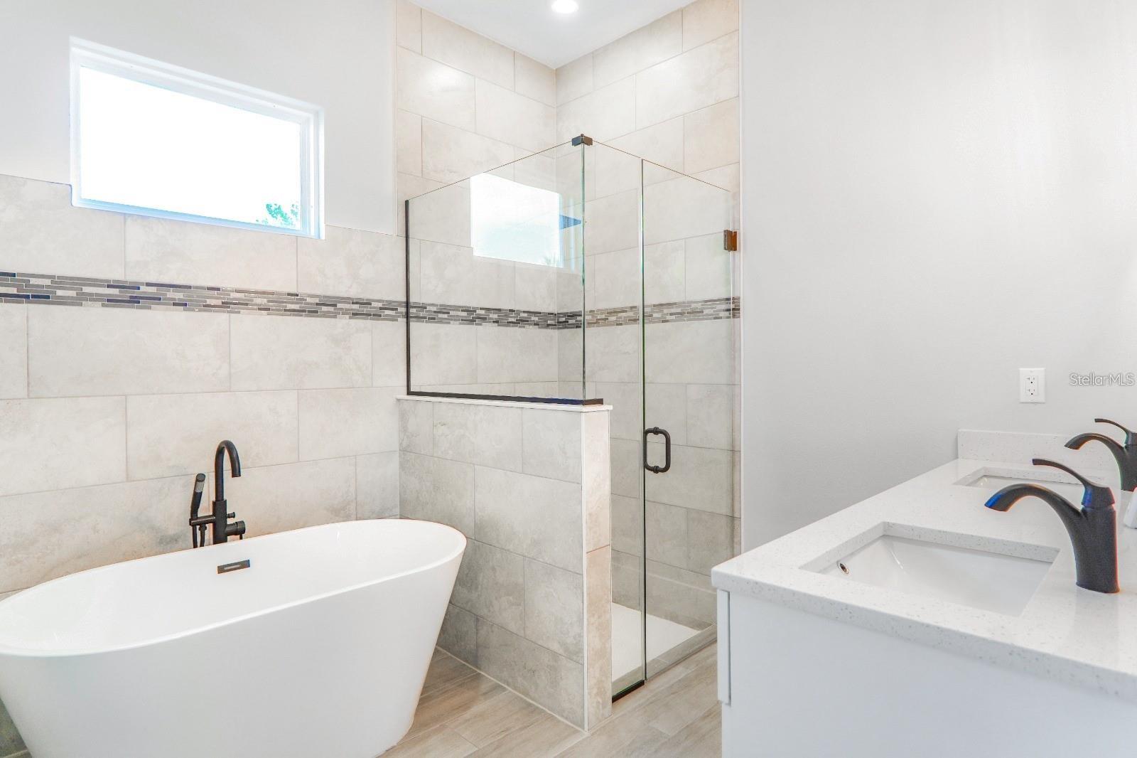 Image 25 of 29 For 3076 168th Loop