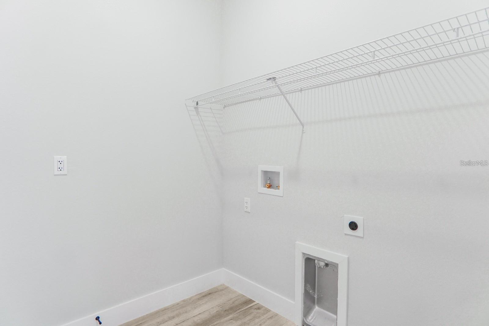 Image 27 of 29 For 3076 168th Loop