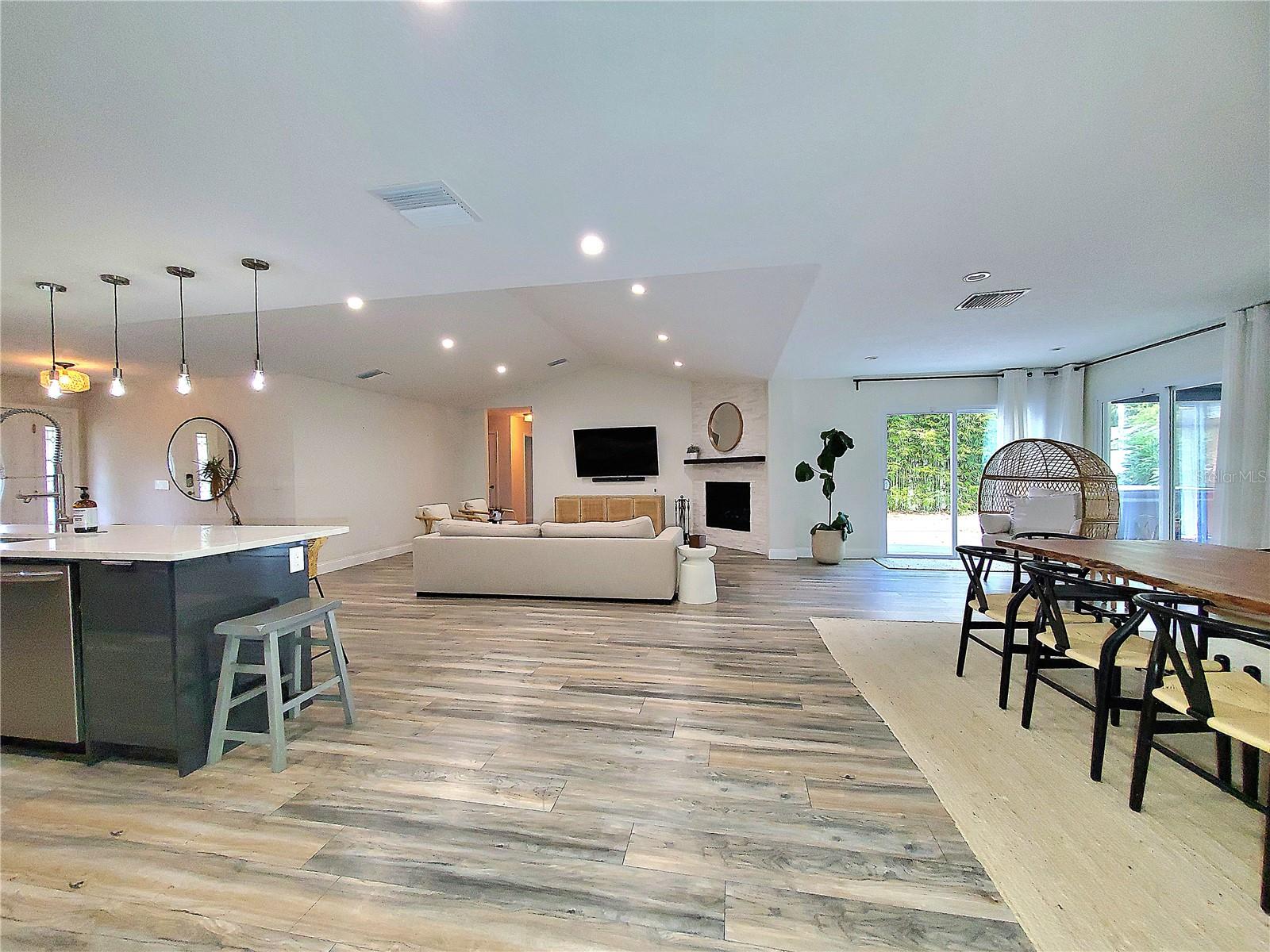 Image 34 of 65 For 6522 Hidden Beach Circle