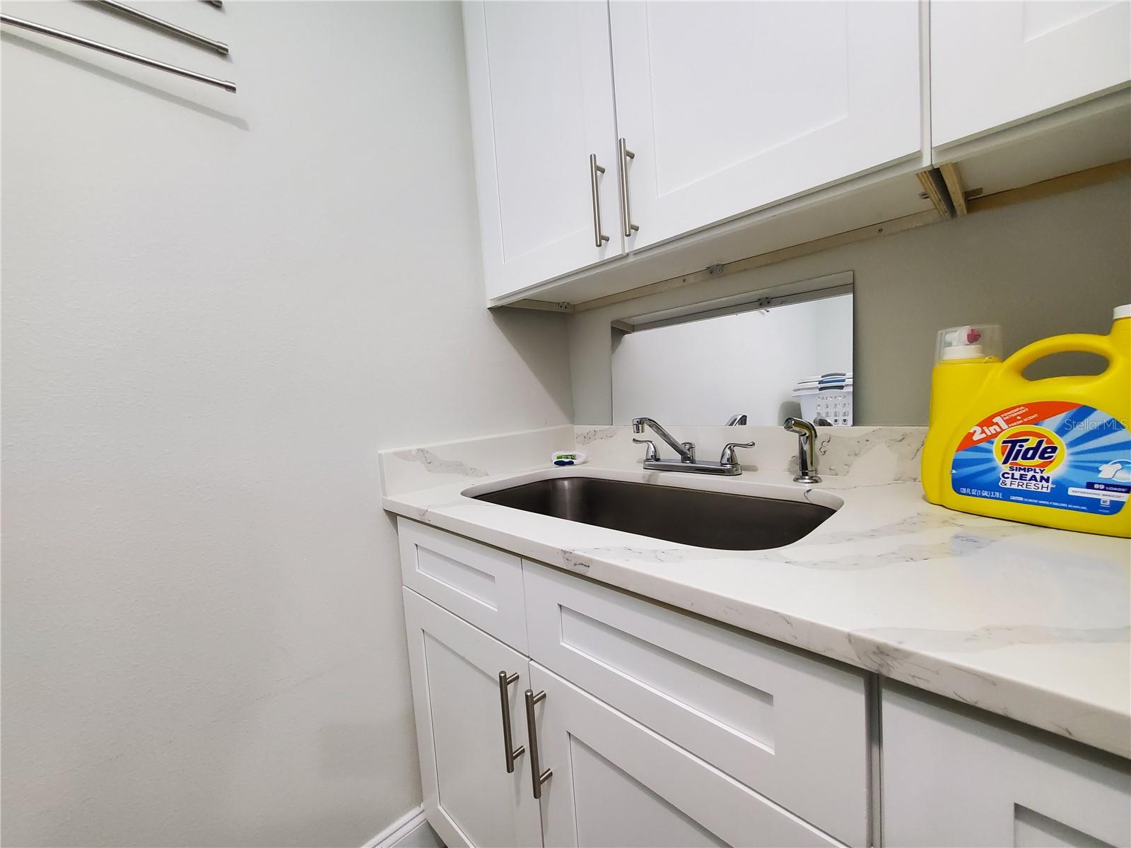 Image 36 of 65 For 6522 Hidden Beach Circle