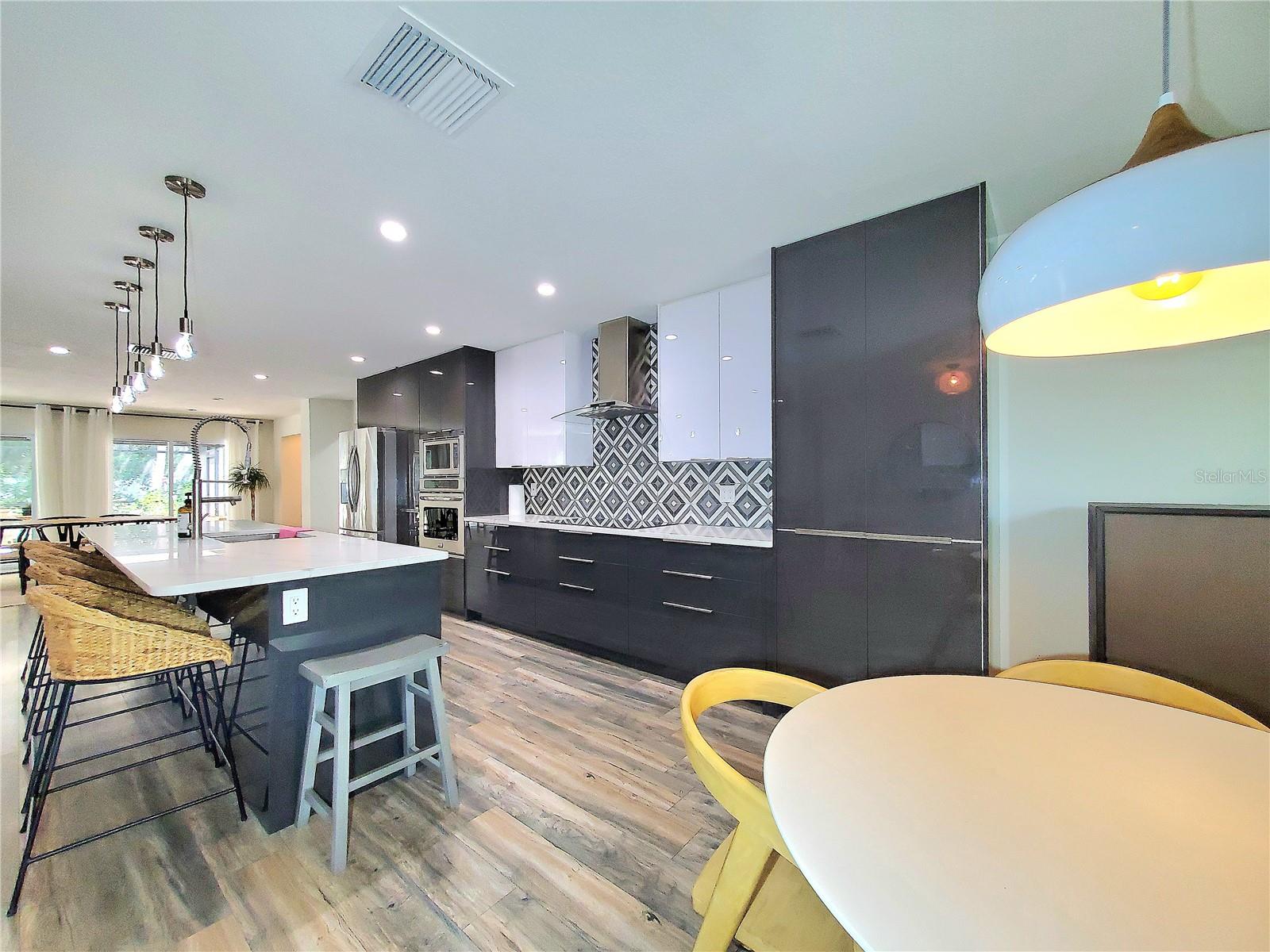 Image 6 of 65 For 6522 Hidden Beach Circle