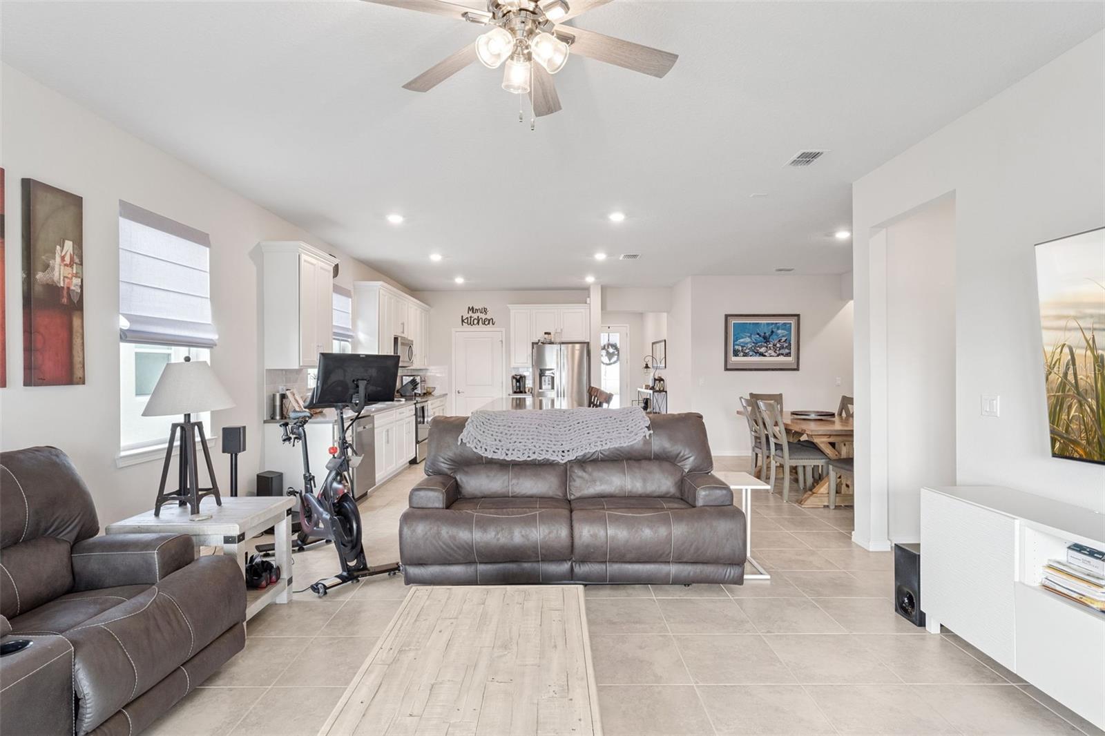 Image 11 of 63 For 1989 Spring Shower Circle