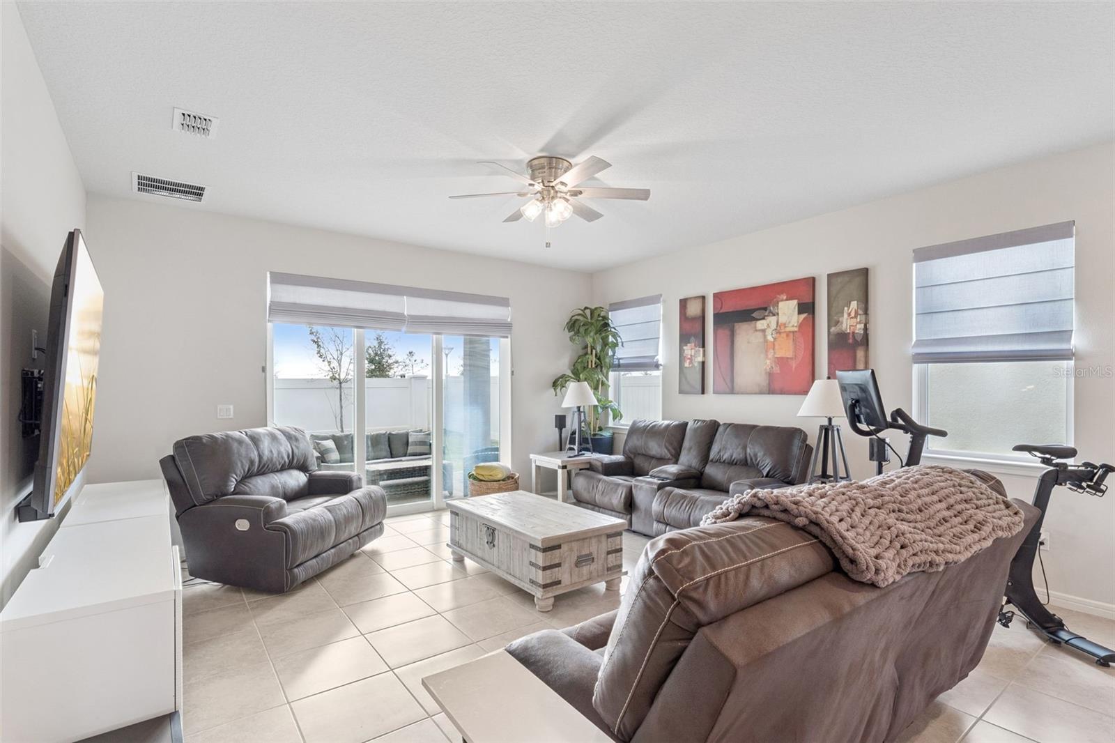 Image 12 of 63 For 1989 Spring Shower Circle