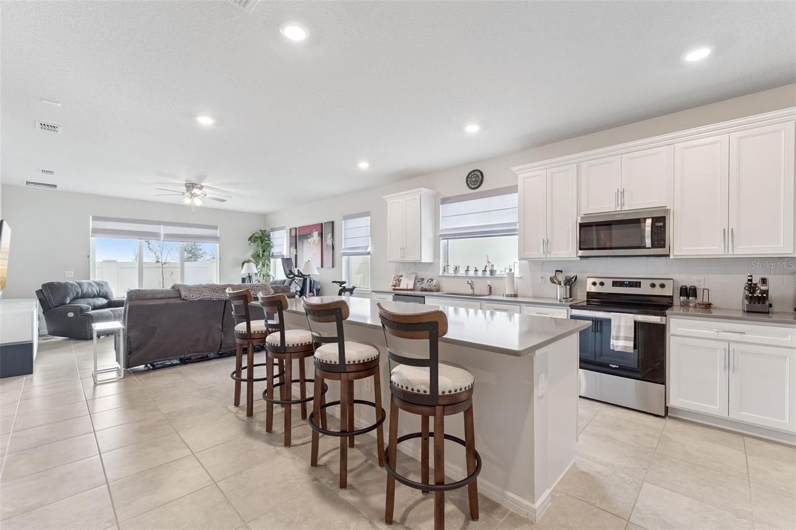 Image 14 of 63 For 1989 Spring Shower Circle