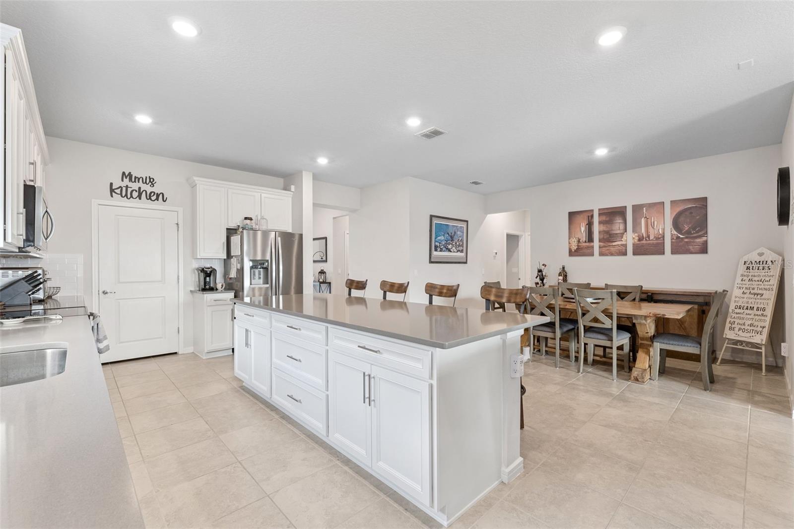 Image 17 of 63 For 1989 Spring Shower Circle