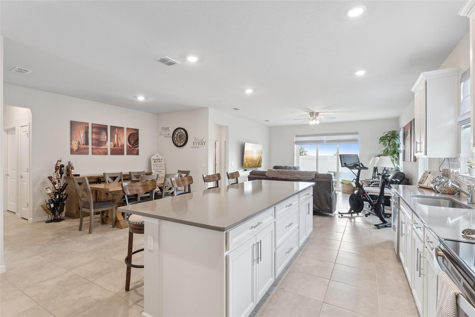 Image 18 of 63 For 1989 Spring Shower Circle