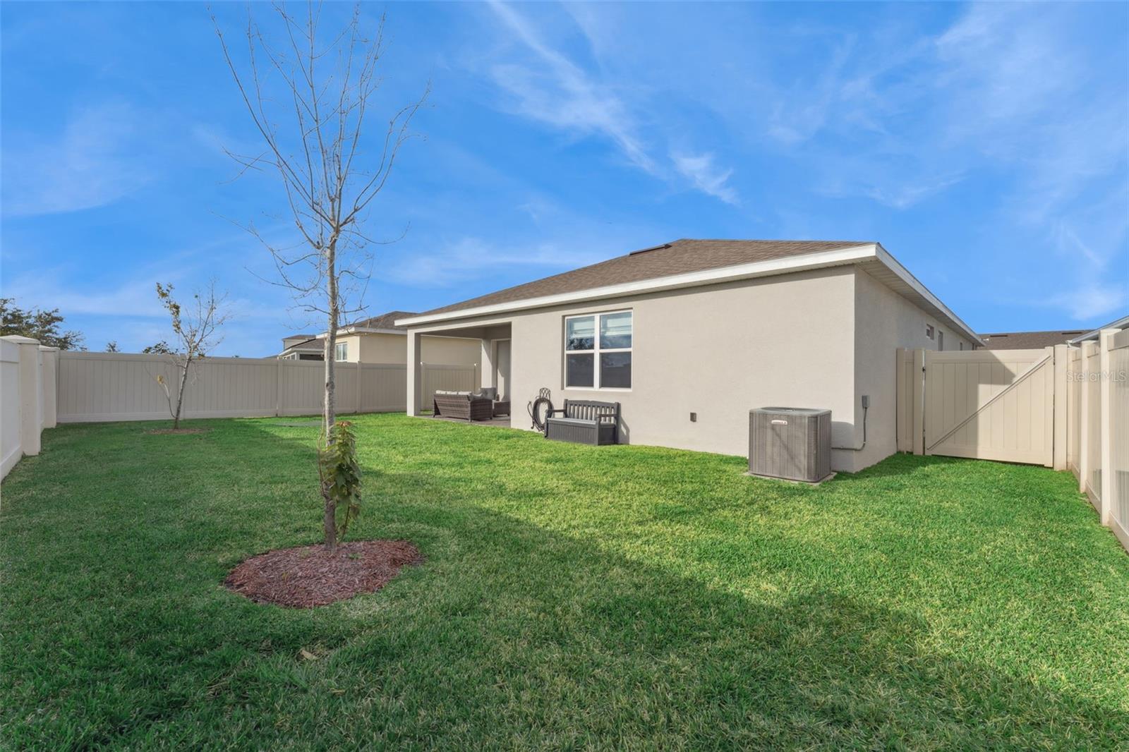 Image 38 of 63 For 1989 Spring Shower Circle